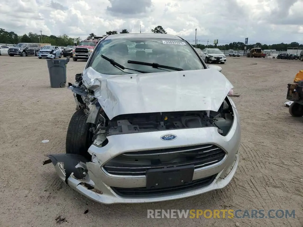 5 Photograph of a damaged car 3FADP4BJ0KM153039 FORD FIESTA 2019