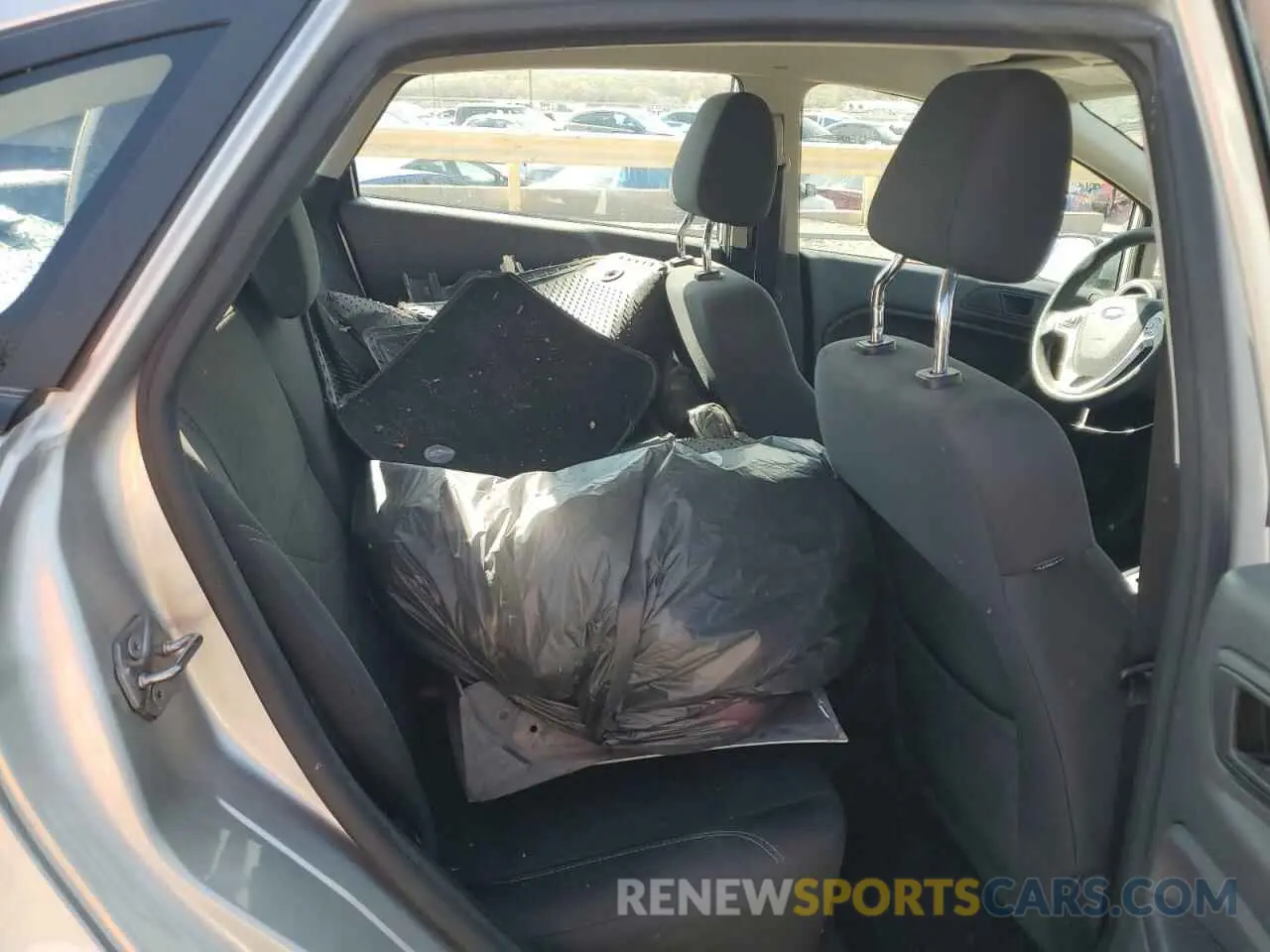 10 Photograph of a damaged car 3FADP4BJ0KM159990 FORD FIESTA 2019
