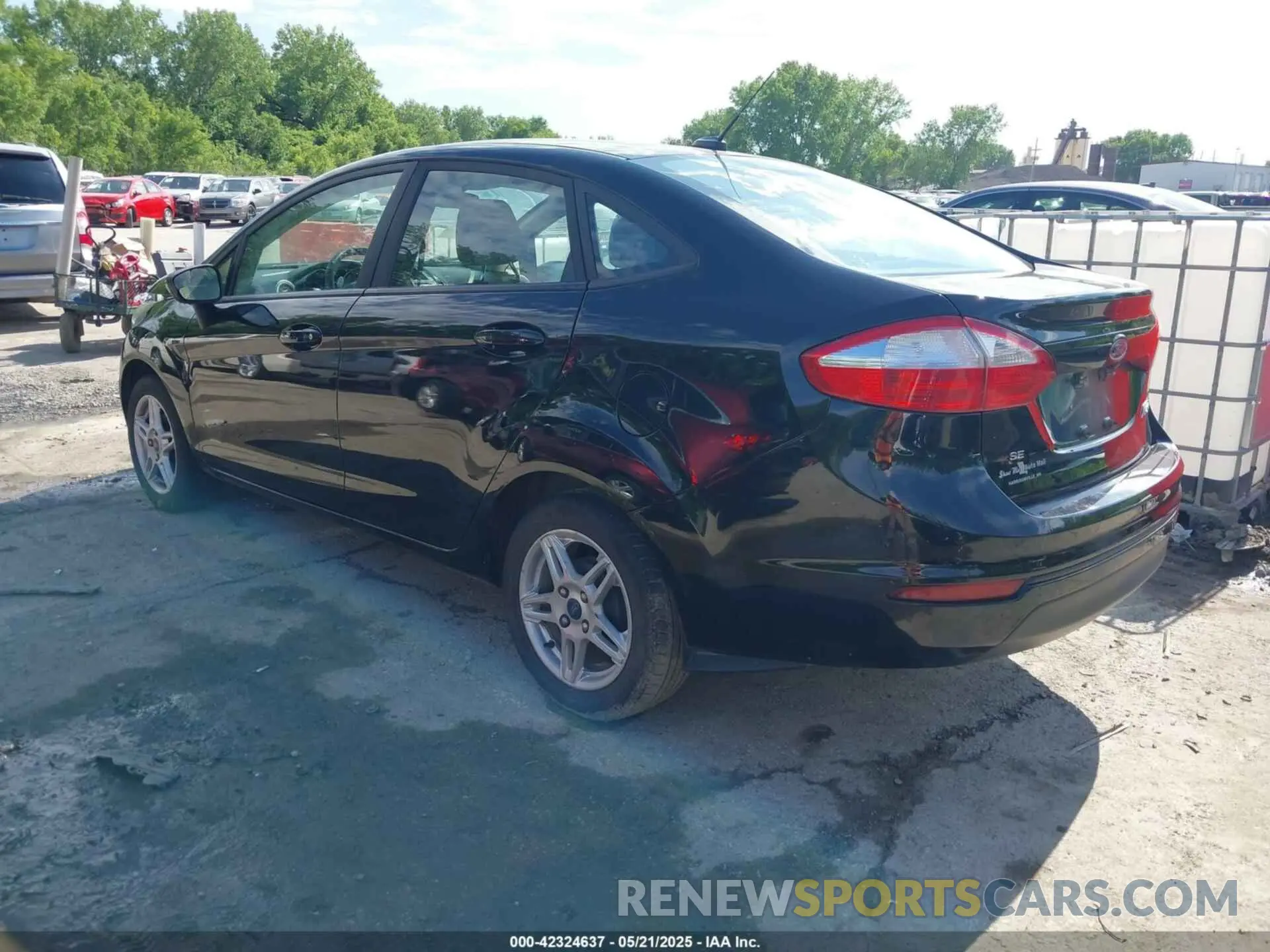 3 Photograph of a damaged car 3FADP4BJ0KM163246 FORD FIESTA 2019