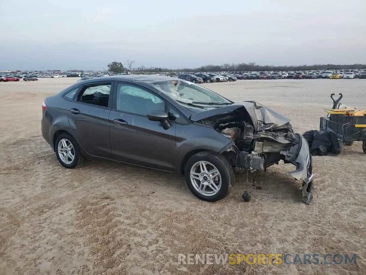4 Photograph of a damaged car 3FADP4BJ0KM165661 FORD FIESTA 2019