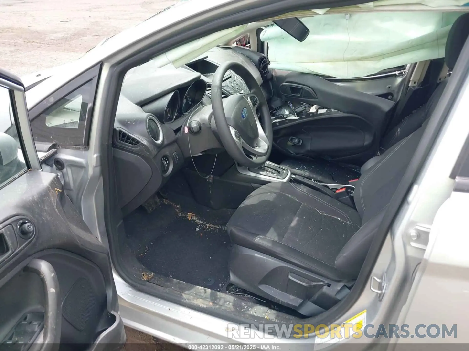 5 Photograph of a damaged car 3FADP4BJ1KM104464 FORD FIESTA 2019