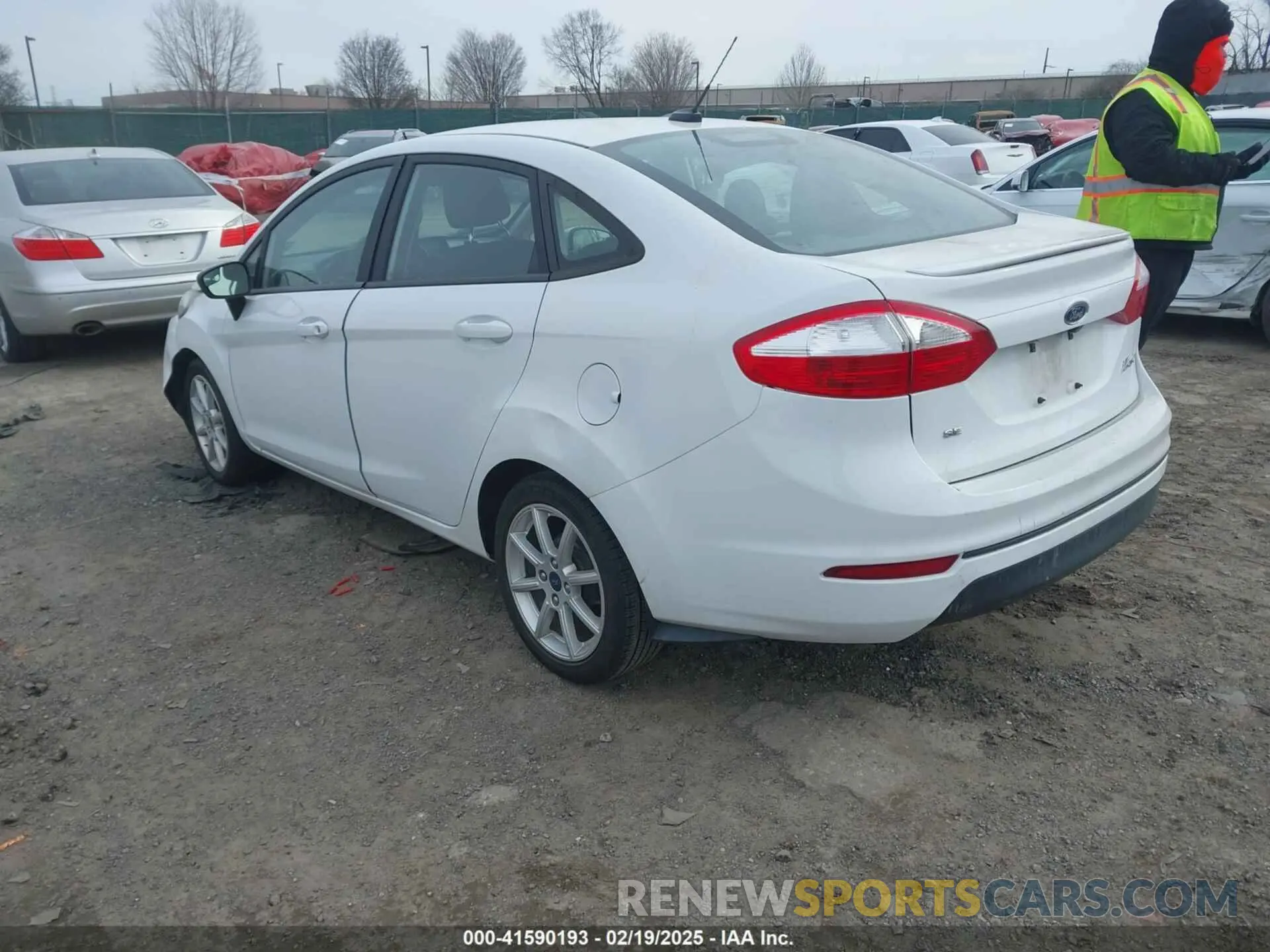 3 Photograph of a damaged car 3FADP4BJ1KM133091 FORD FIESTA 2019
