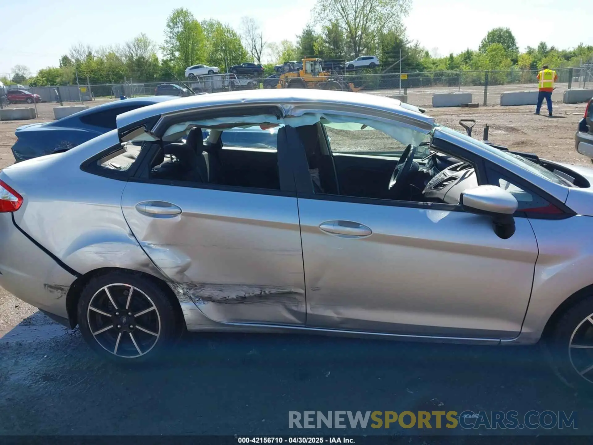 12 Photograph of a damaged car 3FADP4BJ1KM146830 FORD FIESTA 2019