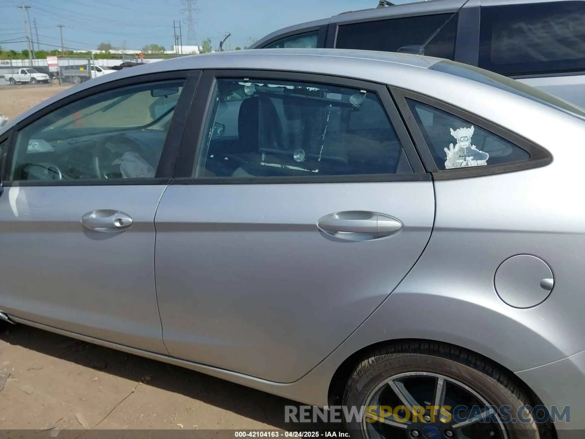 15 Photograph of a damaged car 3FADP4BJ1KM154331 FORD FIESTA 2019