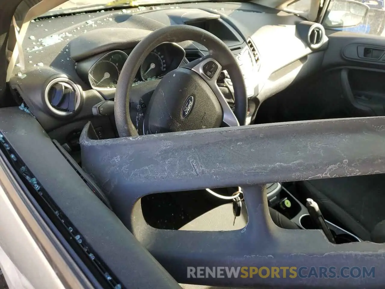 8 Photograph of a damaged car 3FADP4BJ2KM118373 FORD FIESTA 2019