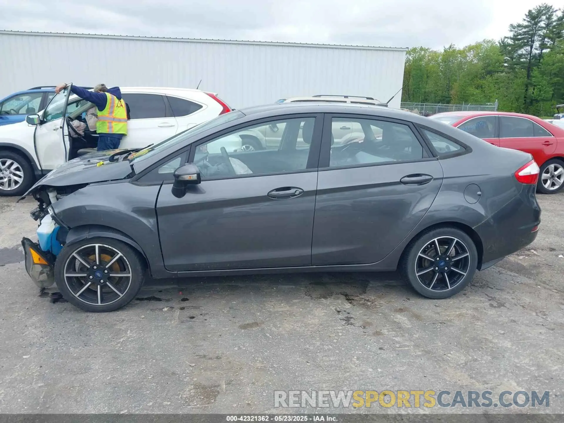 15 Photograph of a damaged car 3FADP4BJ2KM120379 FORD FIESTA 2019