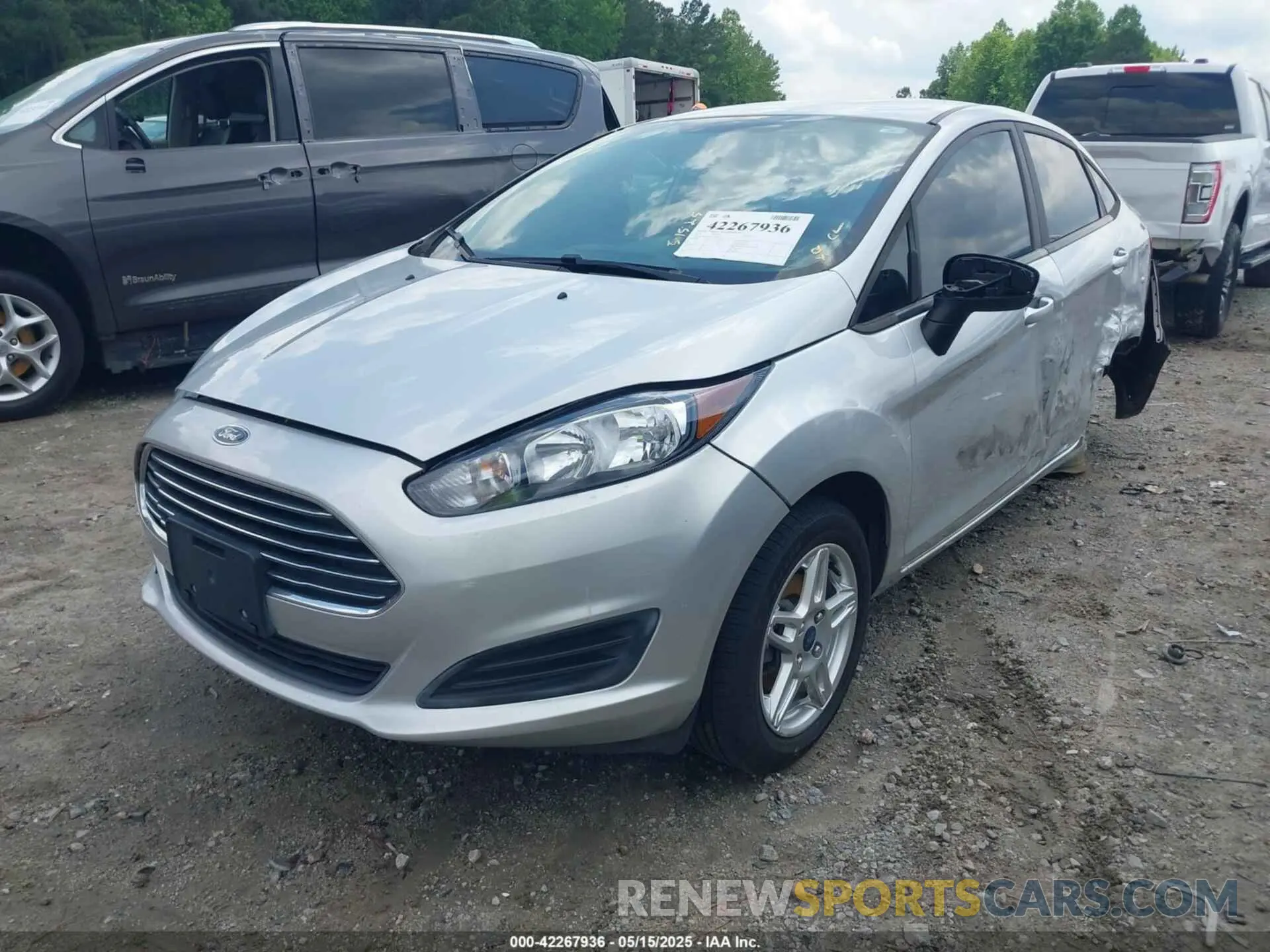 2 Photograph of a damaged car 3FADP4BJ2KM132015 FORD FIESTA 2019