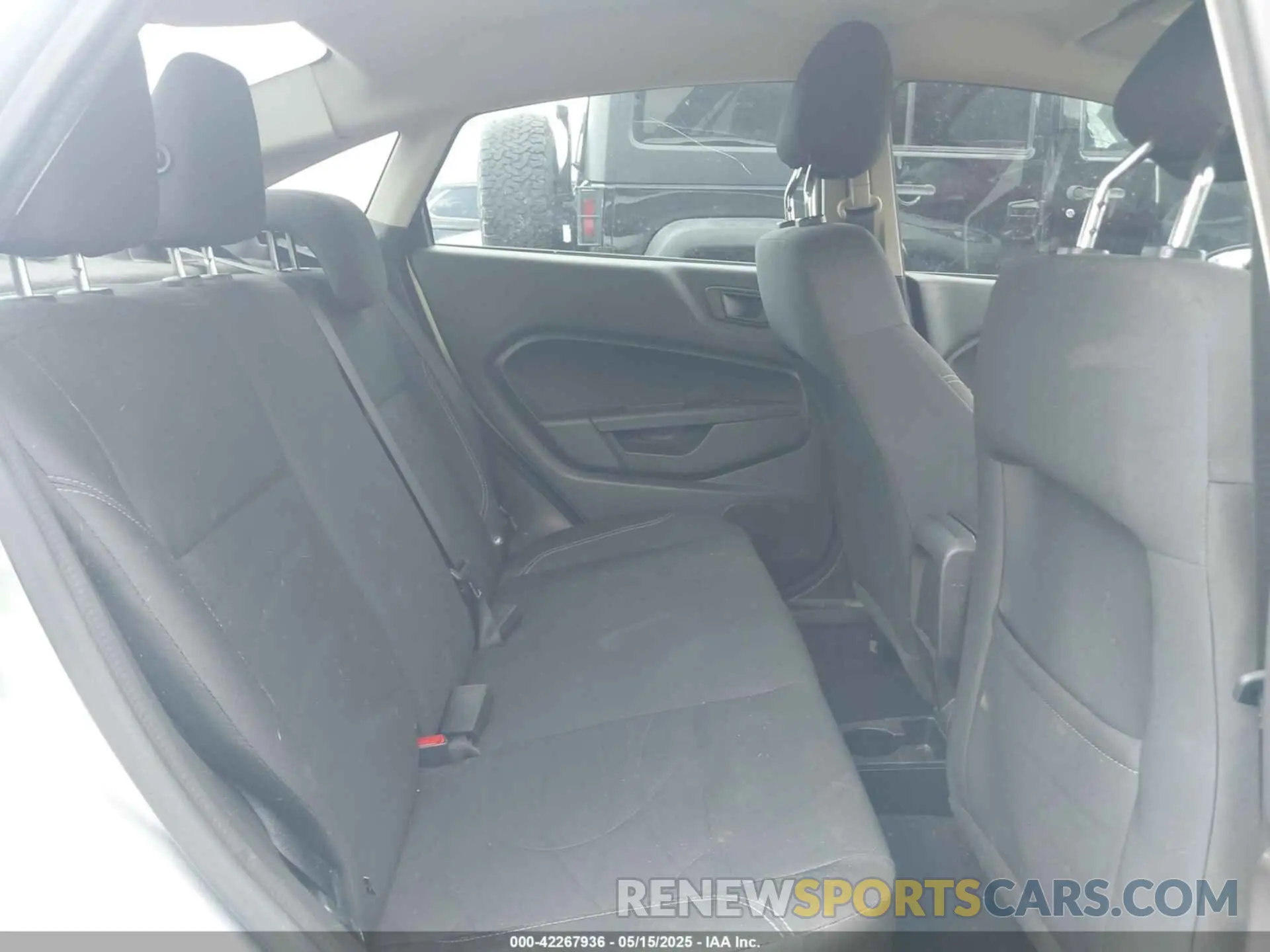 8 Photograph of a damaged car 3FADP4BJ2KM132015 FORD FIESTA 2019