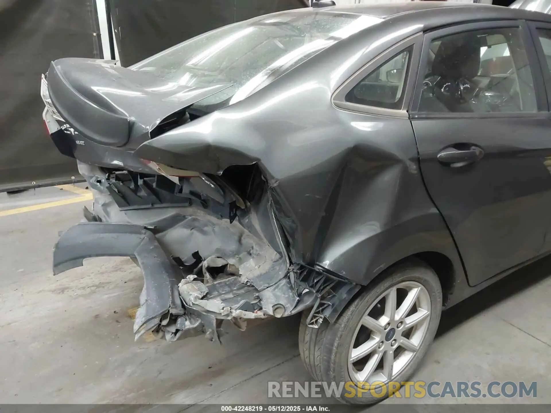 6 Photograph of a damaged car 3FADP4BJ2KM143404 FORD FIESTA 2019