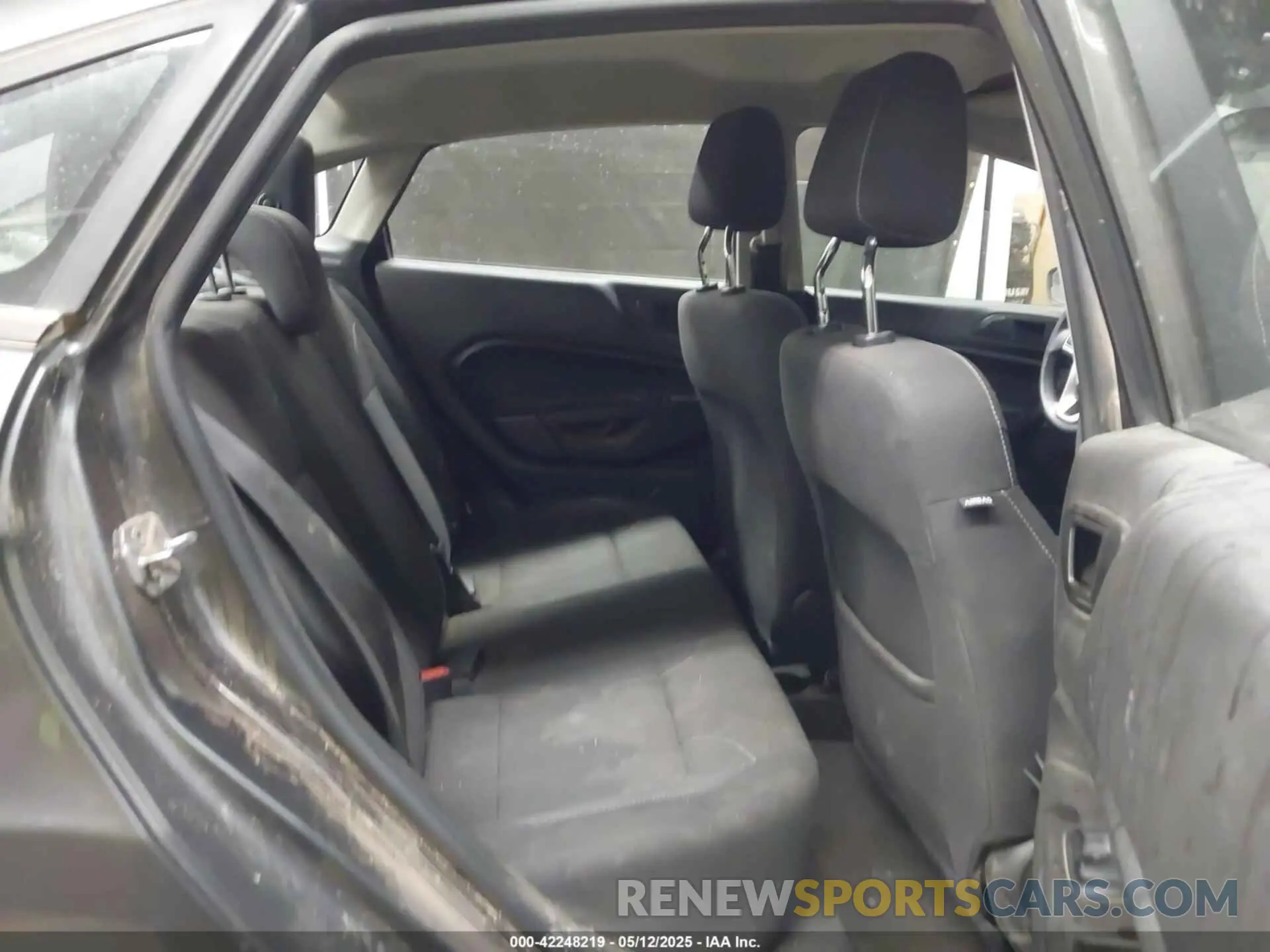 8 Photograph of a damaged car 3FADP4BJ2KM143404 FORD FIESTA 2019