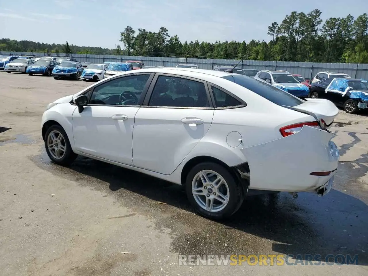 2 Photograph of a damaged car 3FADP4BJ2KM147288 FORD FIESTA 2019