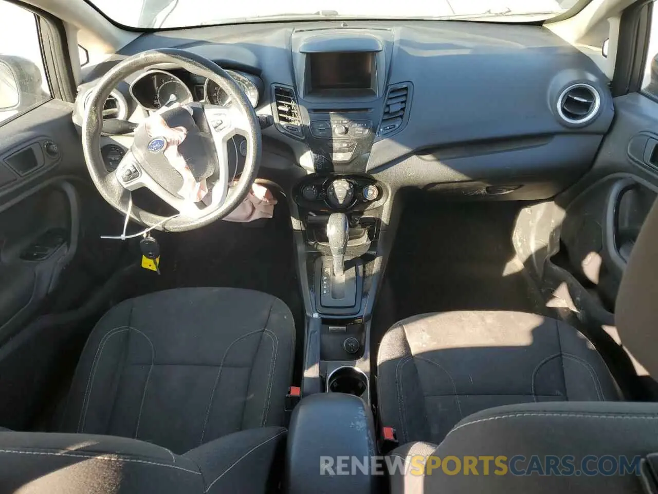 8 Photograph of a damaged car 3FADP4BJ2KM149901 FORD FIESTA 2019