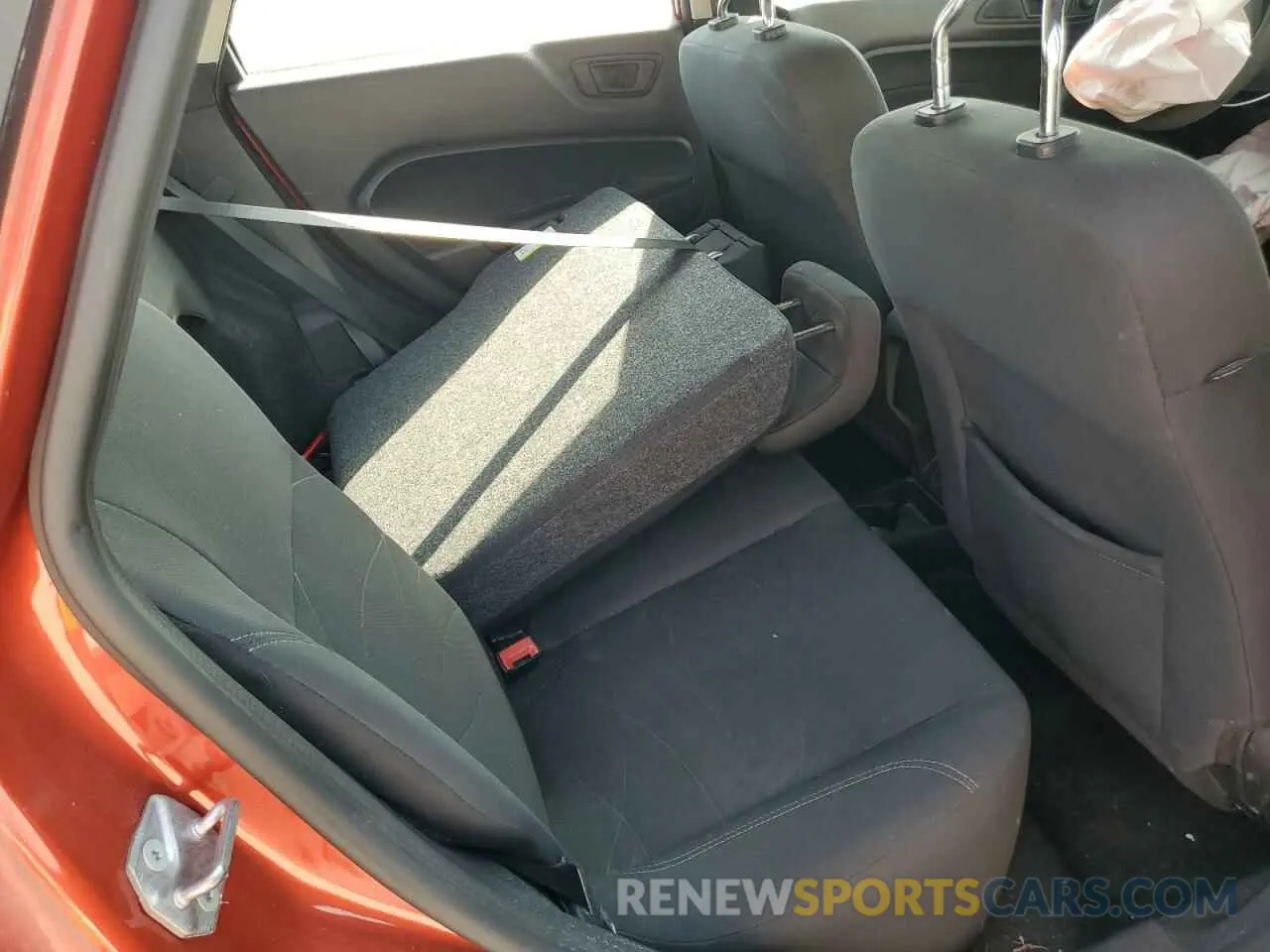 11 Photograph of a damaged car 3FADP4BJ2KM152393 FORD FIESTA 2019