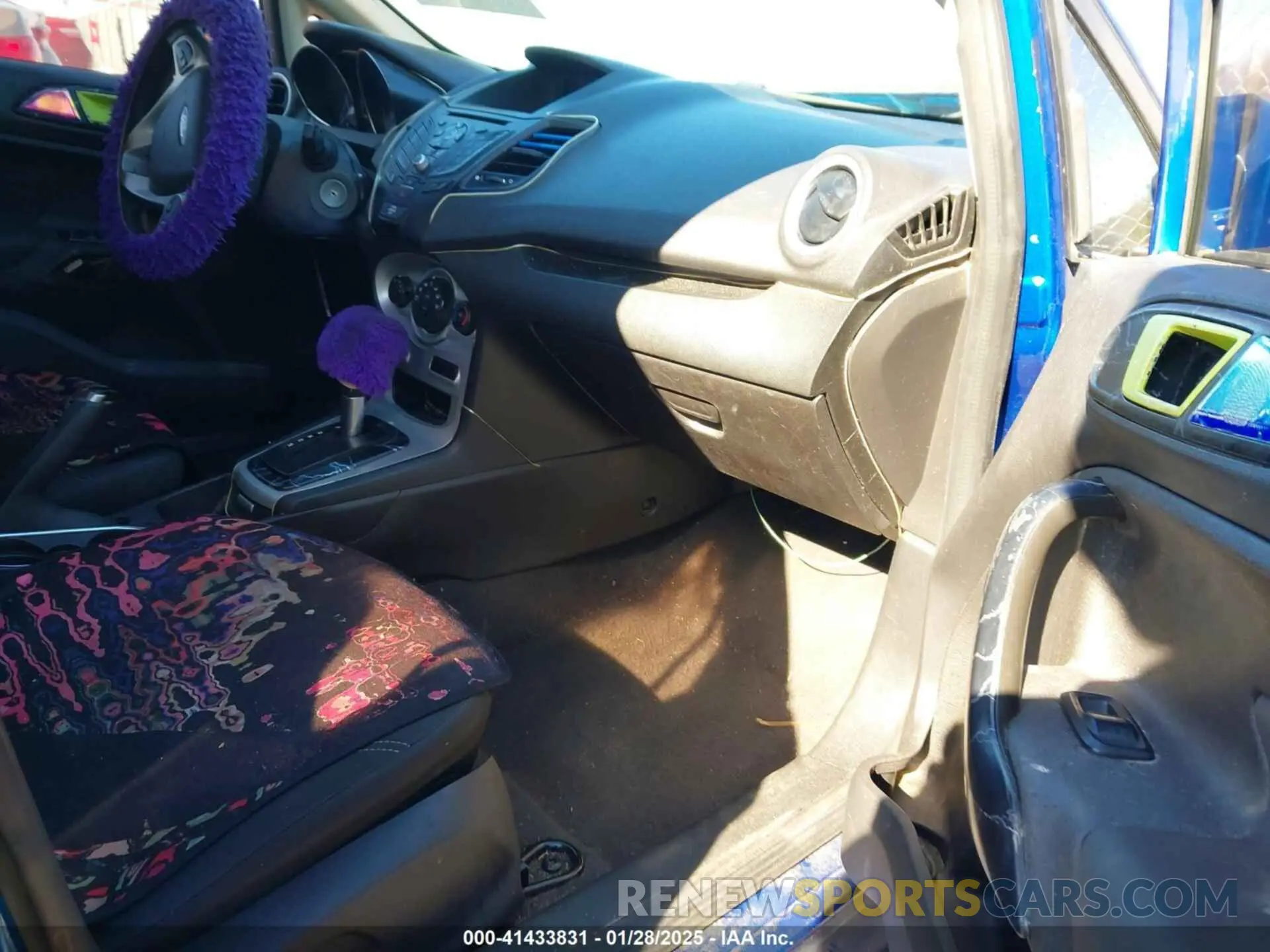 5 Photograph of a damaged car 3FADP4BJ2KM164611 FORD FIESTA 2019