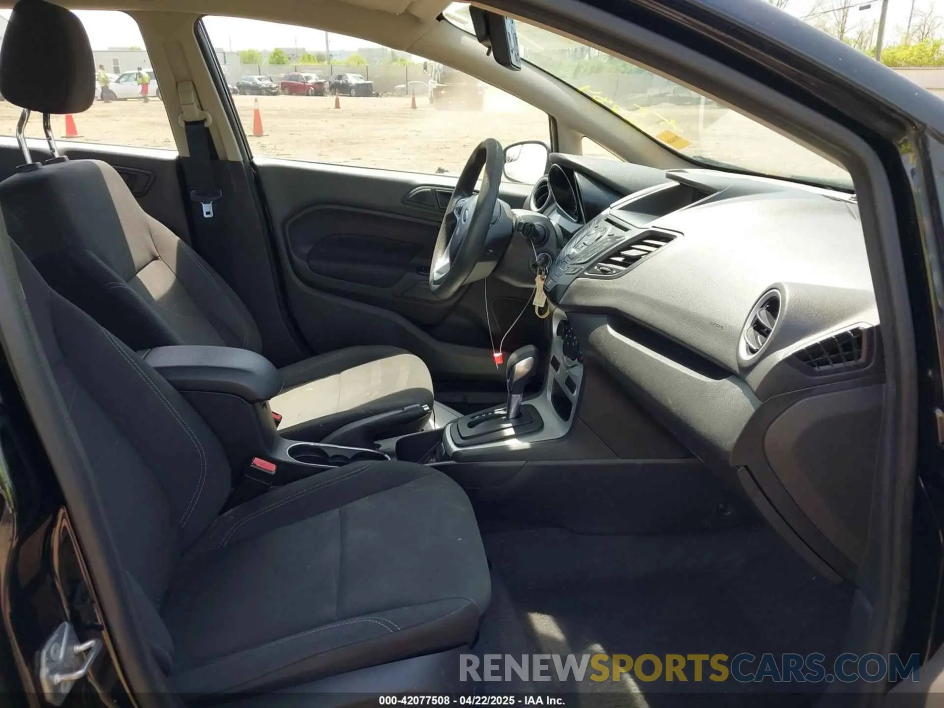 5 Photograph of a damaged car 3FADP4BJ2KM165435 FORD FIESTA 2019
