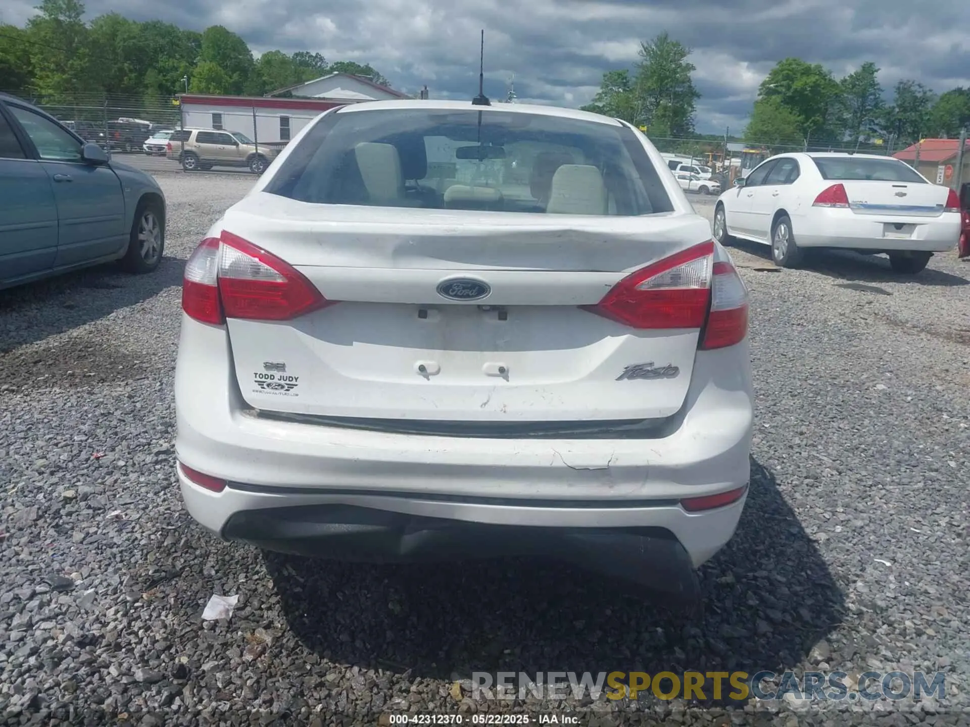 17 Photograph of a damaged car 3FADP4BJ3KM114428 FORD FIESTA 2019