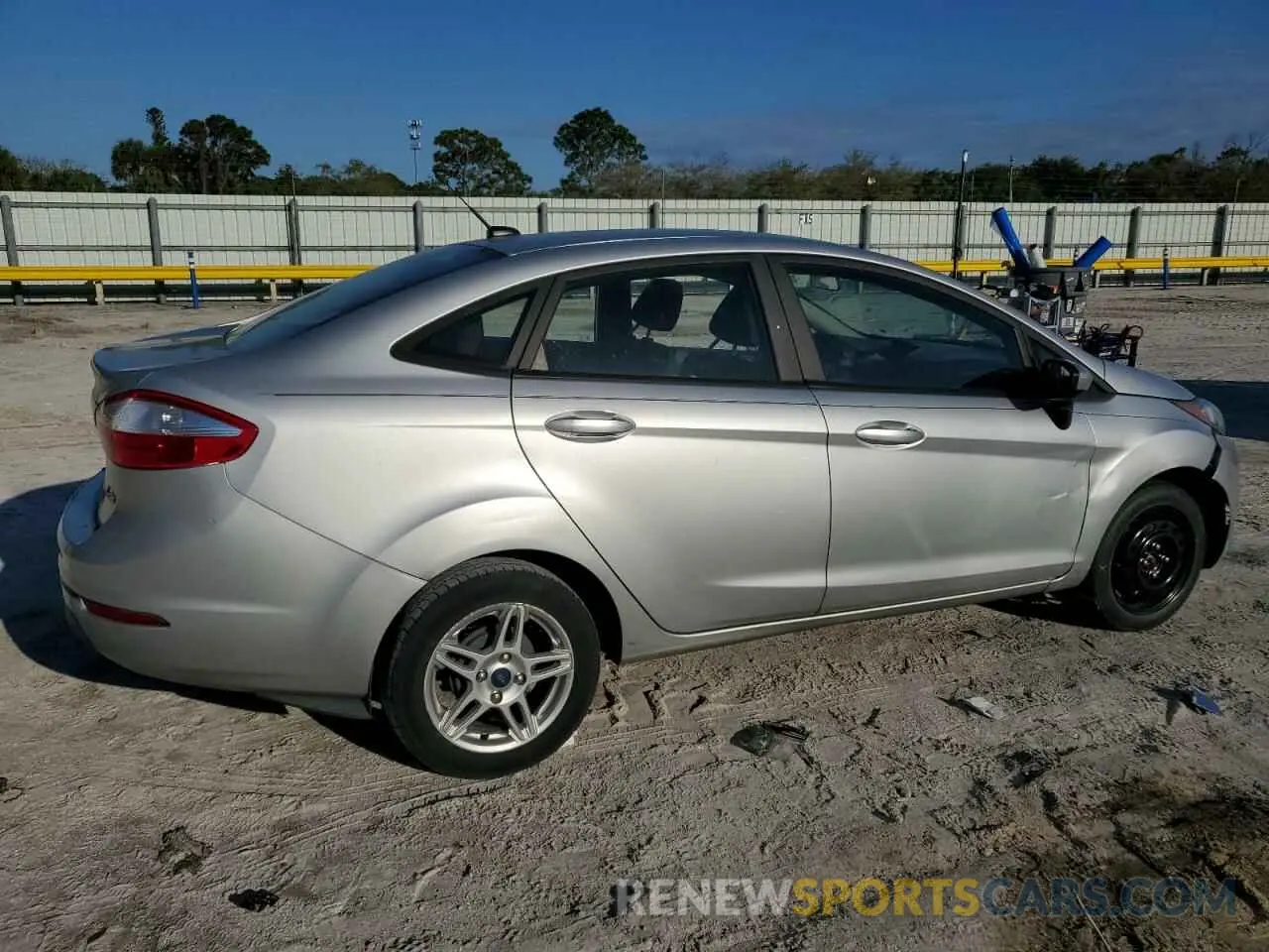3 Photograph of a damaged car 3FADP4BJ3KM140642 FORD FIESTA 2019