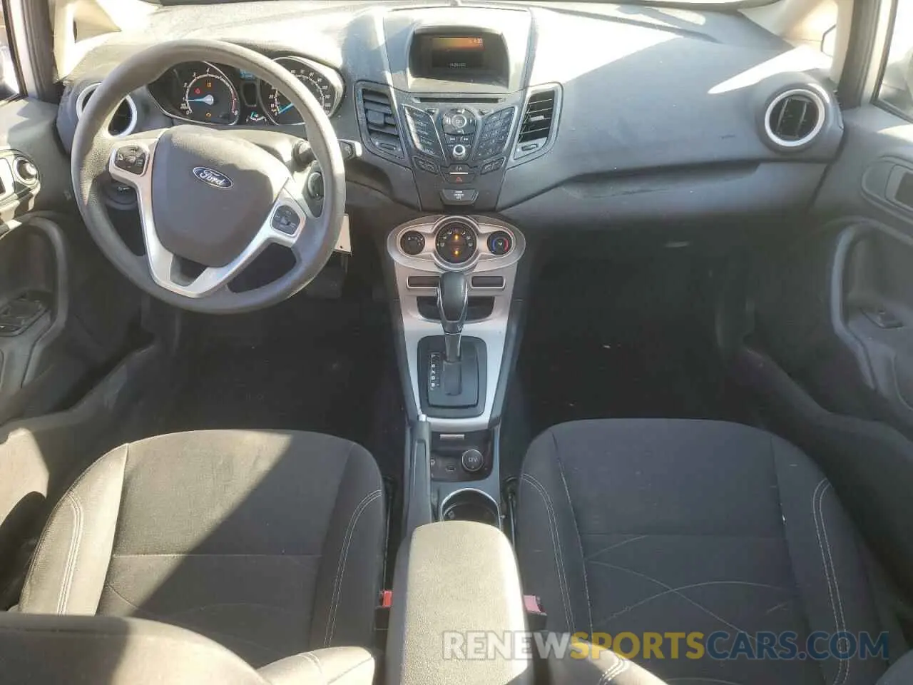 8 Photograph of a damaged car 3FADP4BJ3KM140642 FORD FIESTA 2019