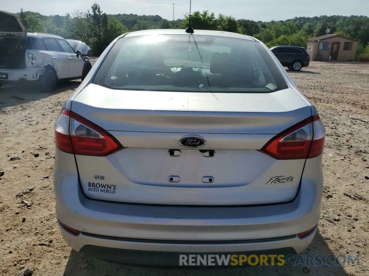 6 Photograph of a damaged car 3FADP4BJ3KM161135 FORD FIESTA 2019