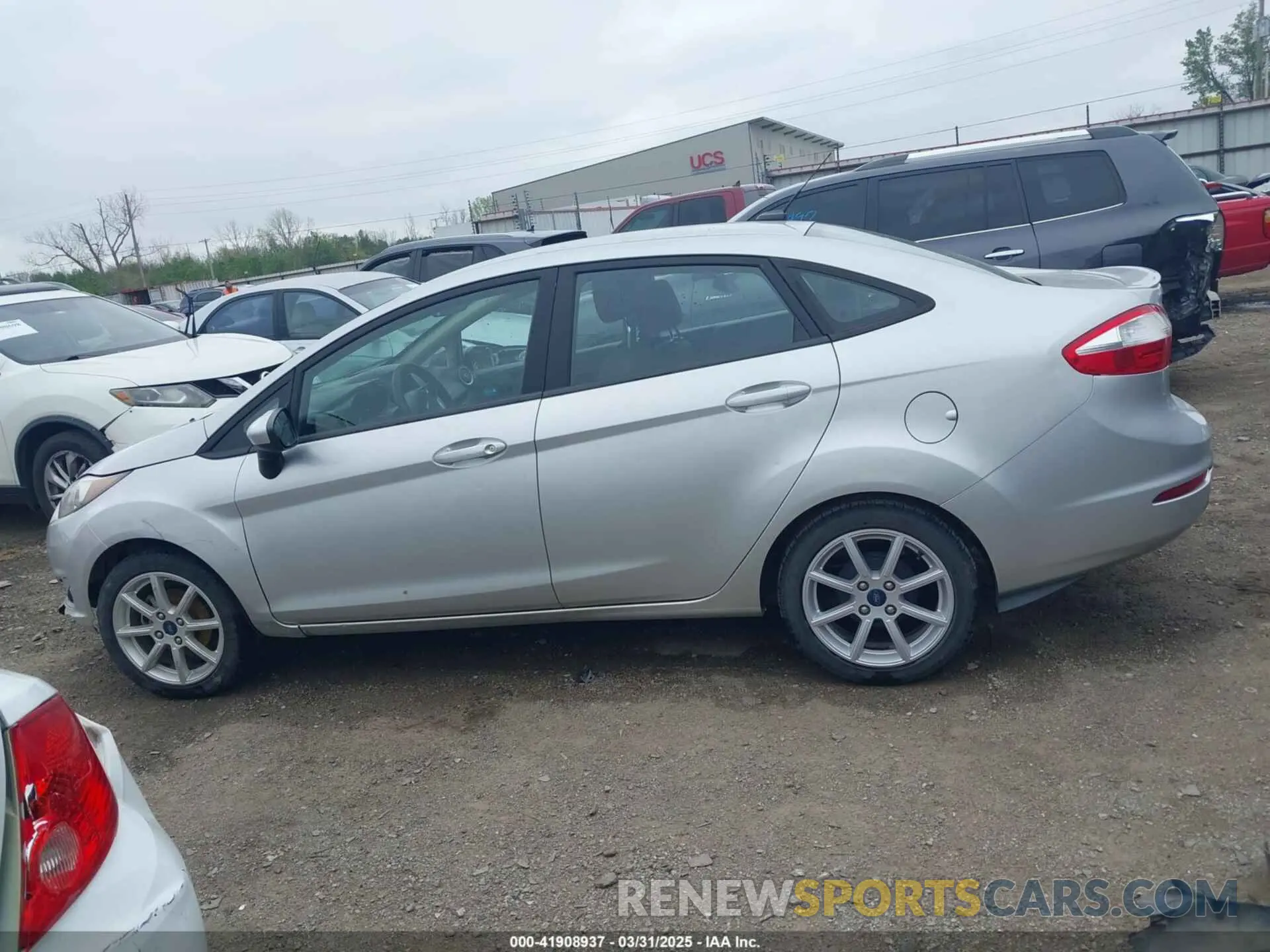 15 Photograph of a damaged car 3FADP4BJ4KM105799 FORD FIESTA 2019