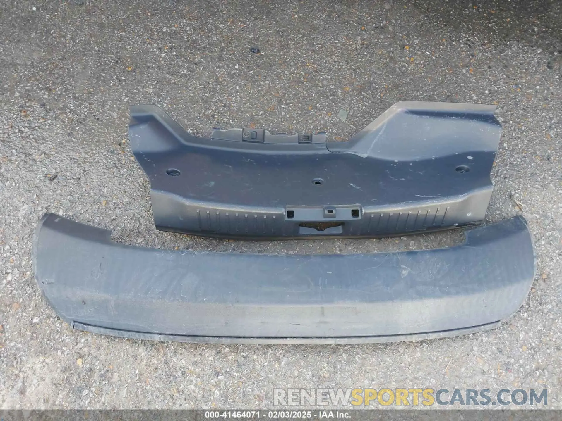 12 Photograph of a damaged car 3FADP4BJ4KM110484 FORD FIESTA 2019