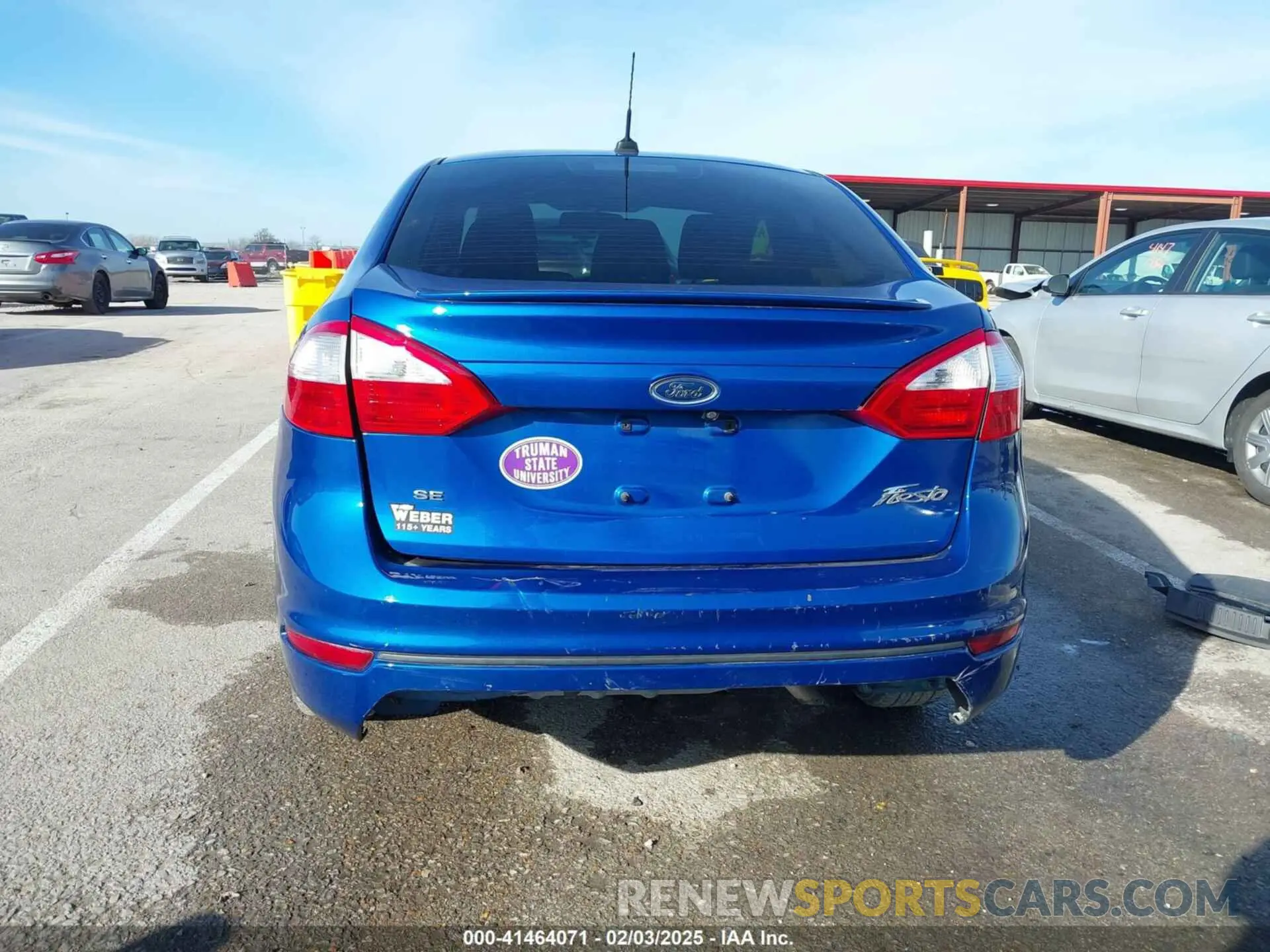 17 Photograph of a damaged car 3FADP4BJ4KM110484 FORD FIESTA 2019