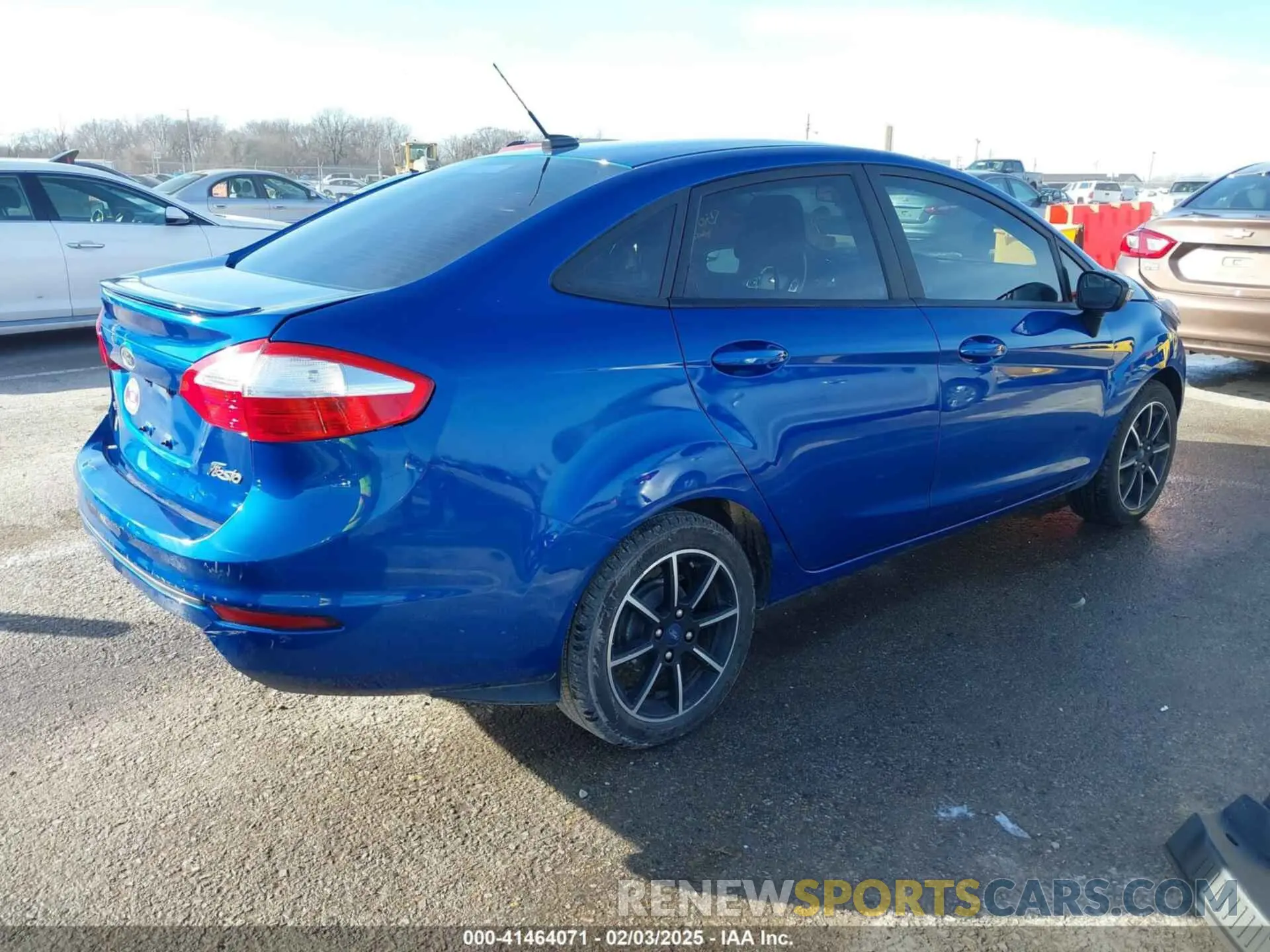 4 Photograph of a damaged car 3FADP4BJ4KM110484 FORD FIESTA 2019