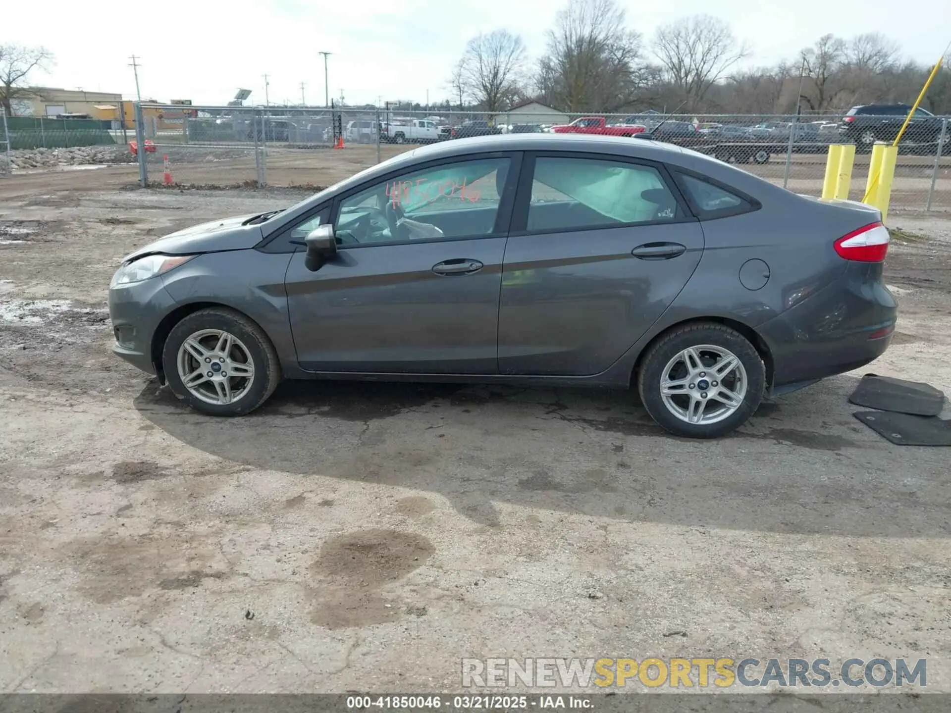 14 Photograph of a damaged car 3FADP4BJ4KM141427 FORD FIESTA 2019