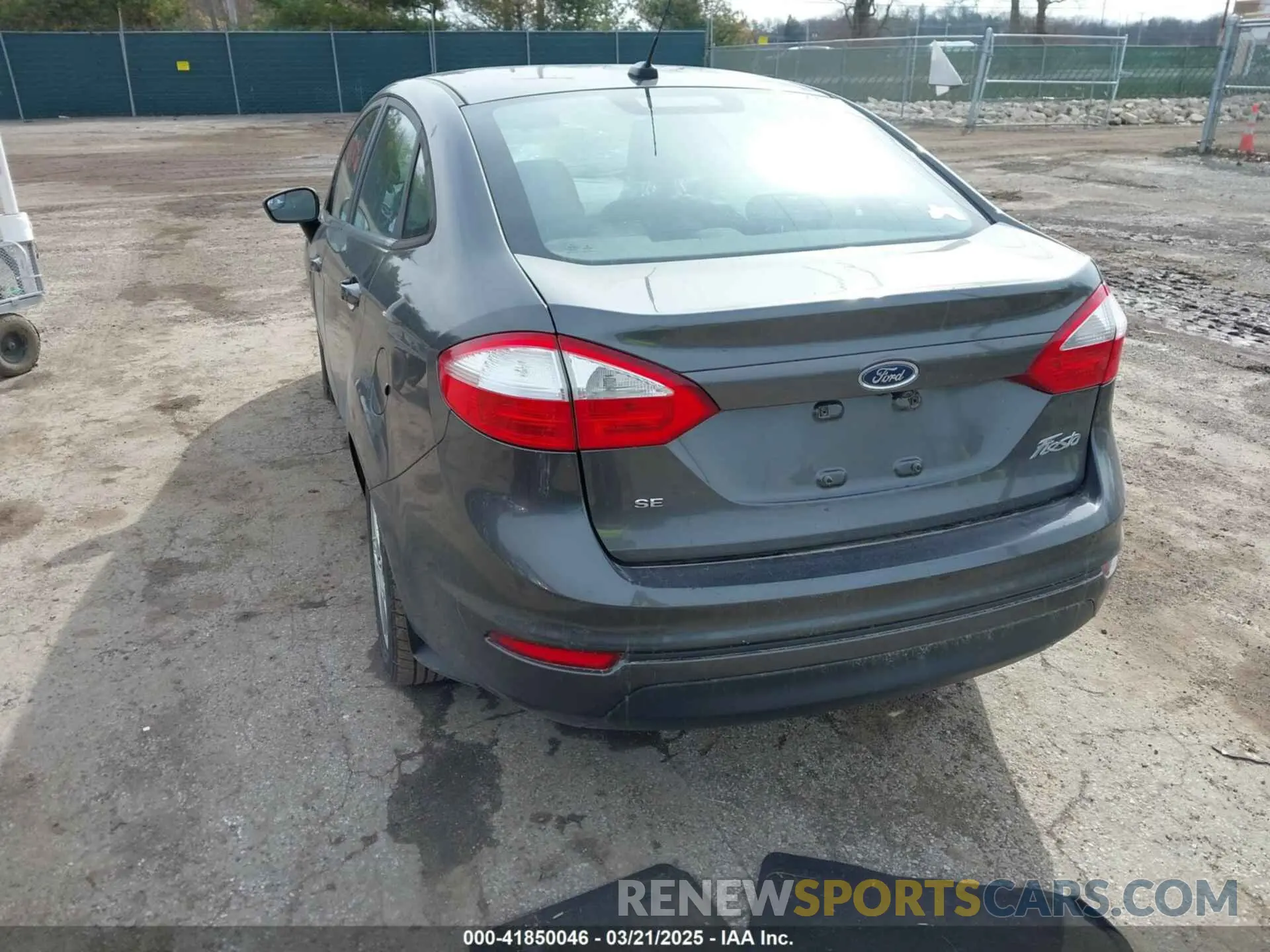 3 Photograph of a damaged car 3FADP4BJ4KM141427 FORD FIESTA 2019