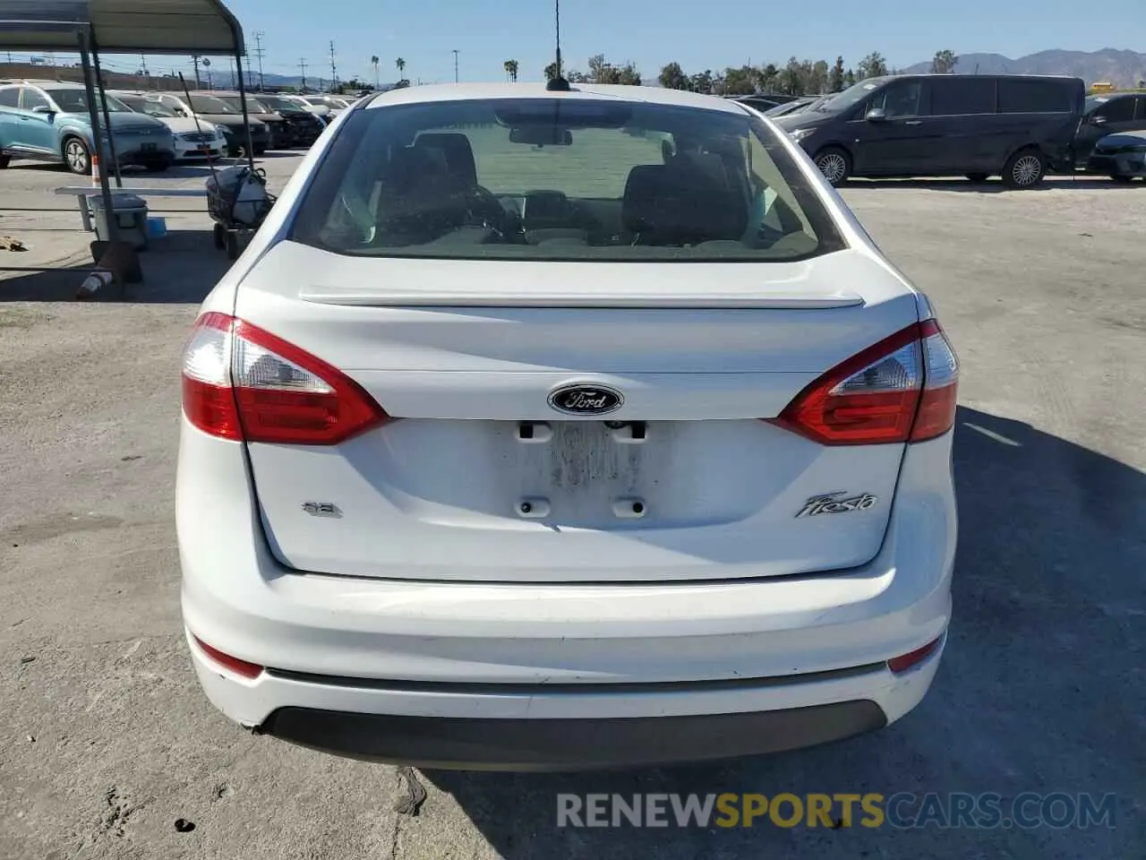 6 Photograph of a damaged car 3FADP4BJ4KM143565 FORD FIESTA 2019