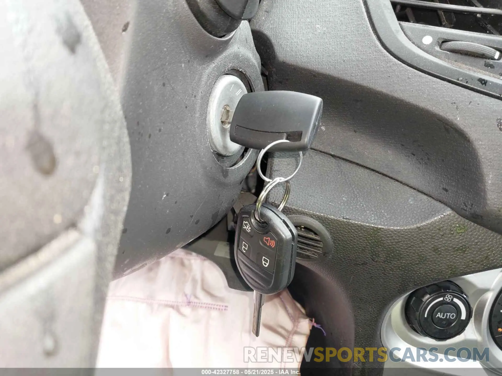 11 Photograph of a damaged car 3FADP4BJ4KM163802 FORD FIESTA 2019