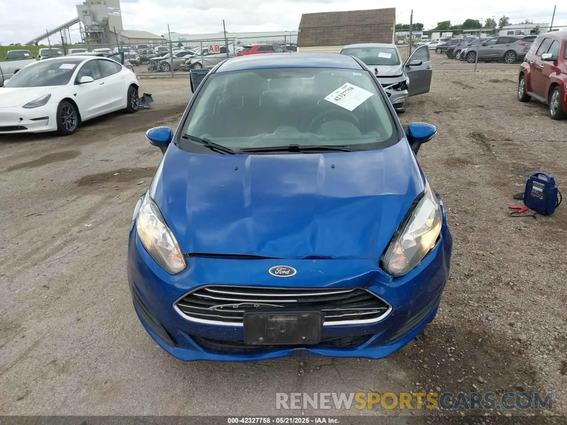 12 Photograph of a damaged car 3FADP4BJ4KM163802 FORD FIESTA 2019