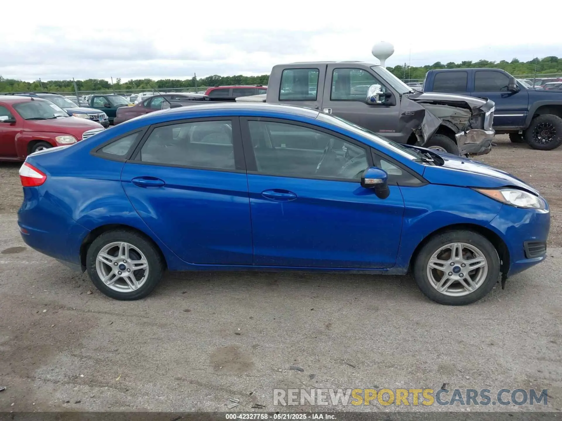 13 Photograph of a damaged car 3FADP4BJ4KM163802 FORD FIESTA 2019