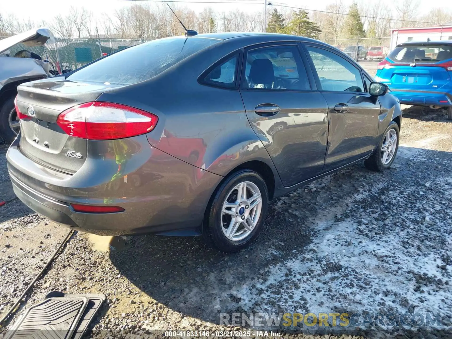 4 Photograph of a damaged car 3FADP4BJ5KM111479 FORD FIESTA 2019