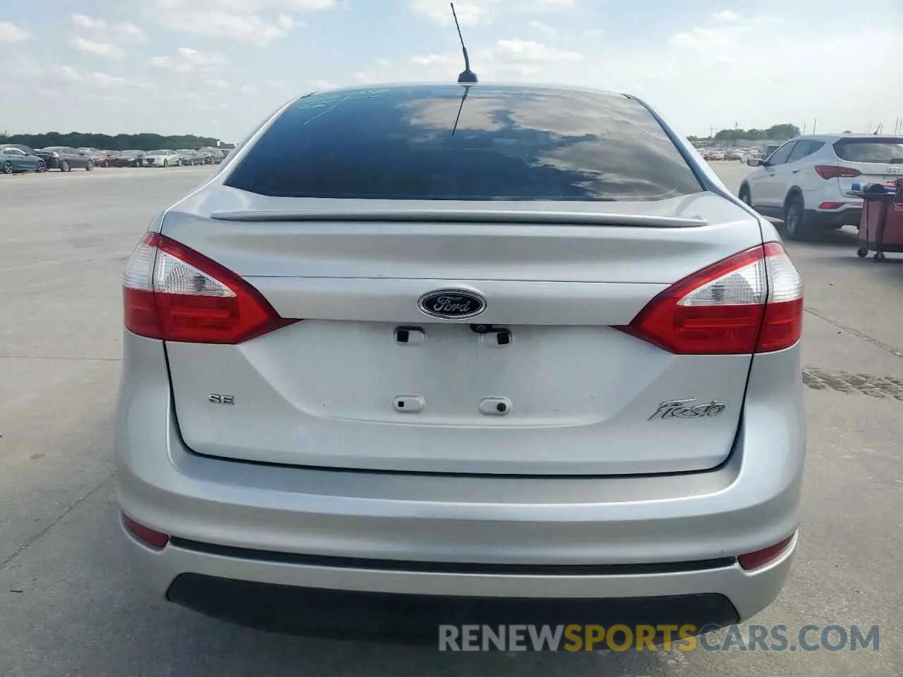 6 Photograph of a damaged car 3FADP4BJ5KM118481 FORD FIESTA 2019
