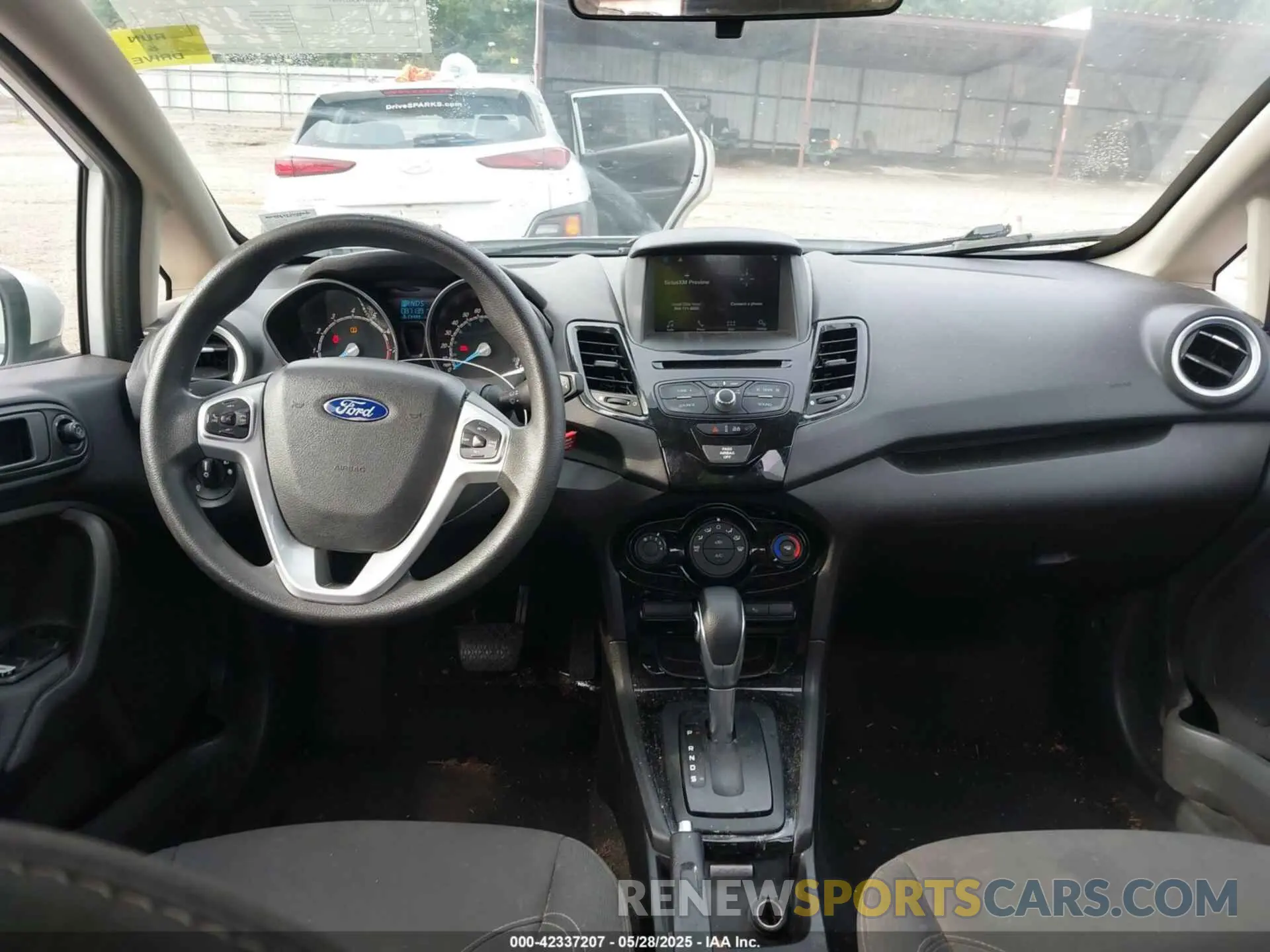 19 Photograph of a damaged car 3FADP4BJ5KM123583 FORD FIESTA 2019