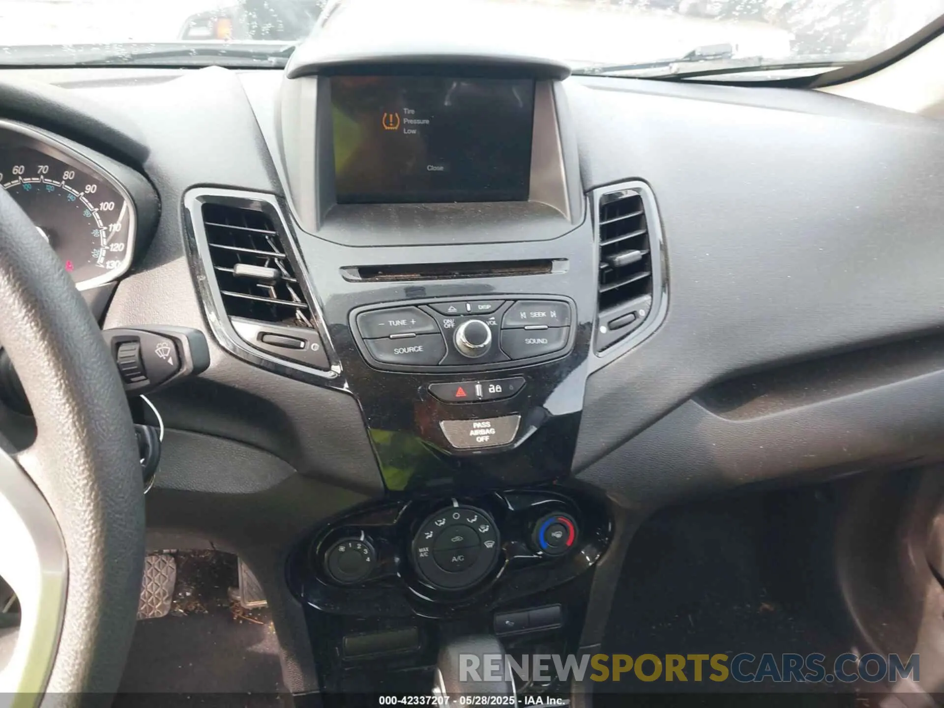 20 Photograph of a damaged car 3FADP4BJ5KM123583 FORD FIESTA 2019