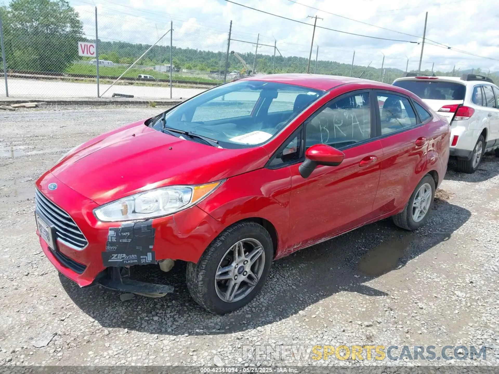 2 Photograph of a damaged car 3FADP4BJ5KM158740 FORD FIESTA 2019