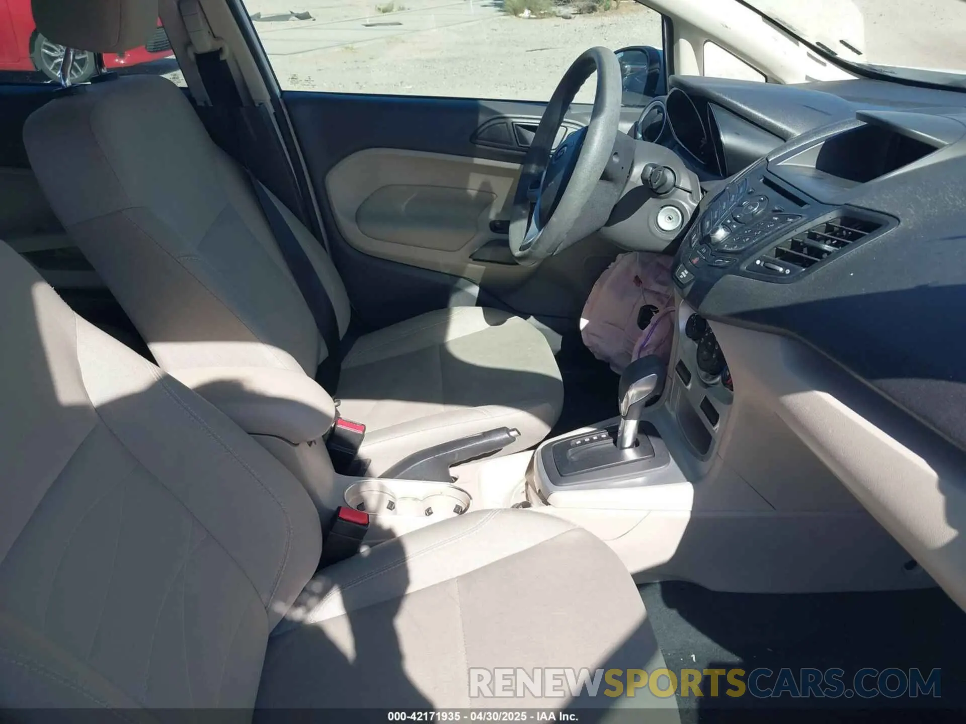 5 Photograph of a damaged car 3FADP4BJ6KM101771 FORD FIESTA 2019