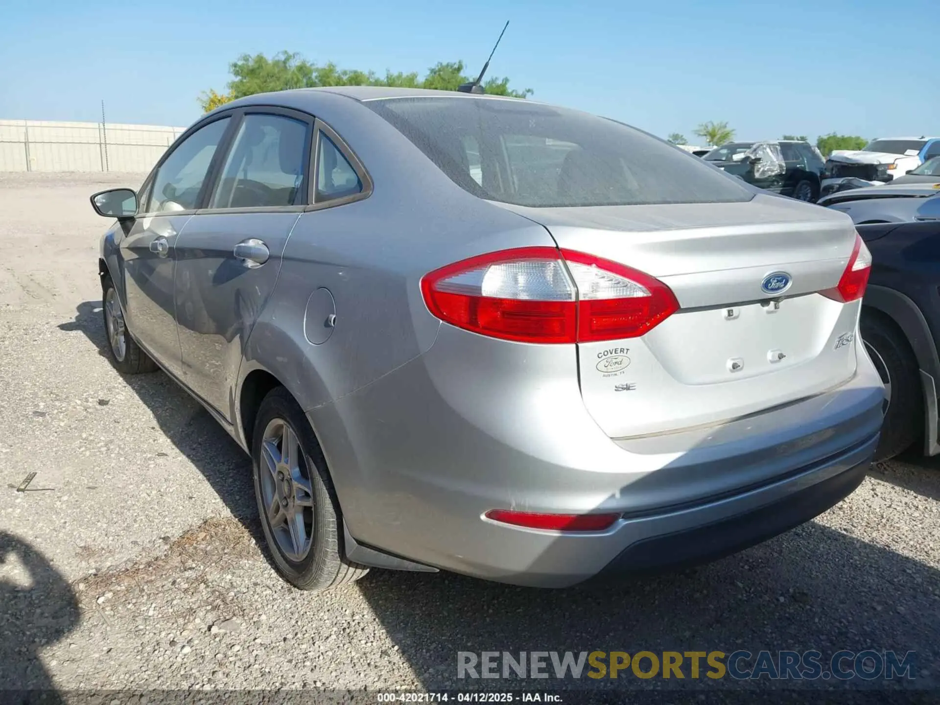 3 Photograph of a damaged car 3FADP4BJ6KM110647 FORD FIESTA 2019