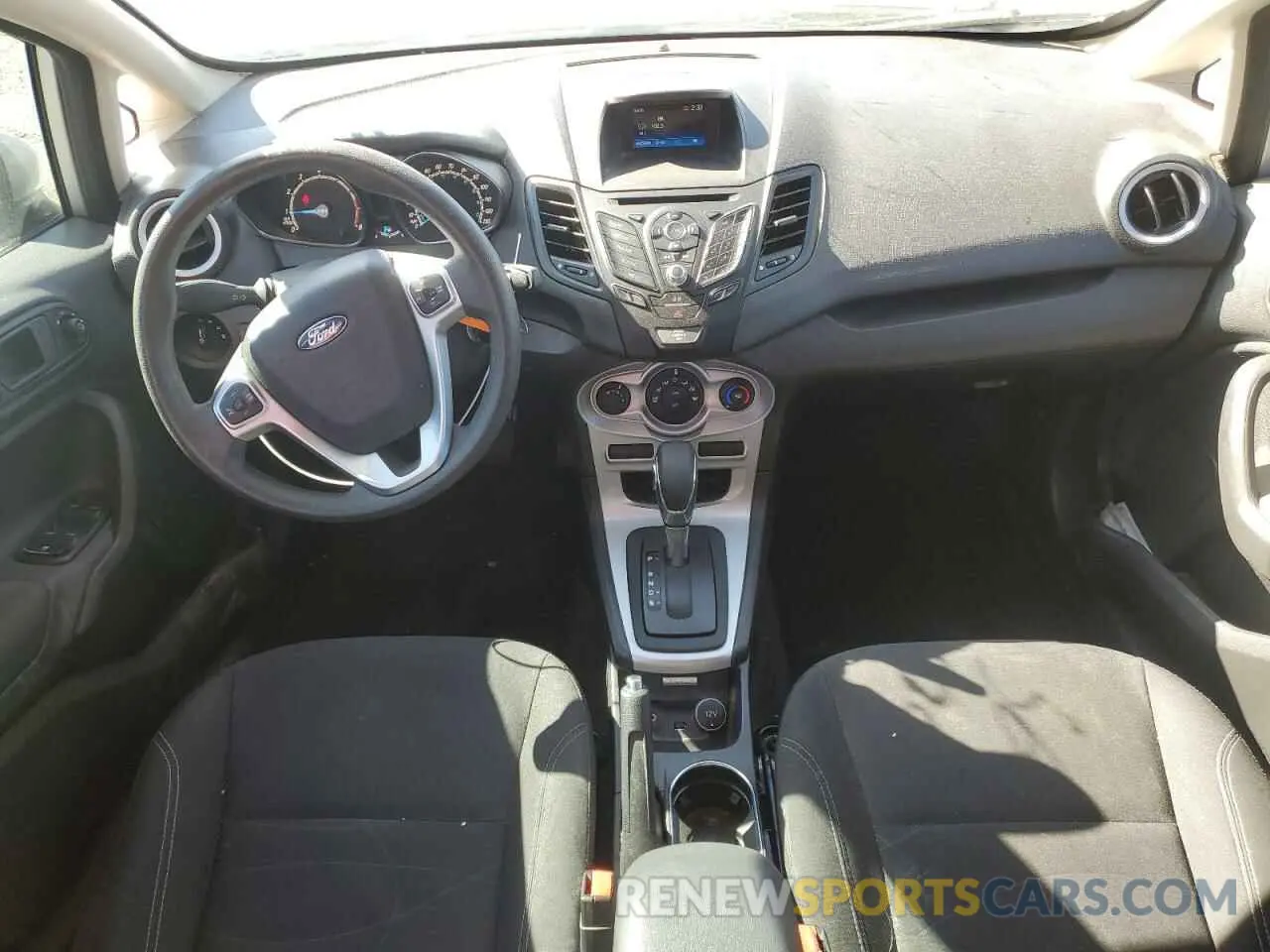 8 Photograph of a damaged car 3FADP4BJ6KM111961 FORD FIESTA 2019
