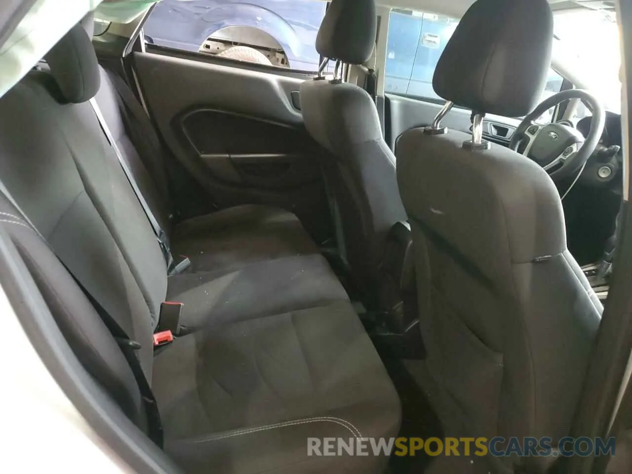 10 Photograph of a damaged car 3FADP4BJ6KM112222 FORD FIESTA 2019