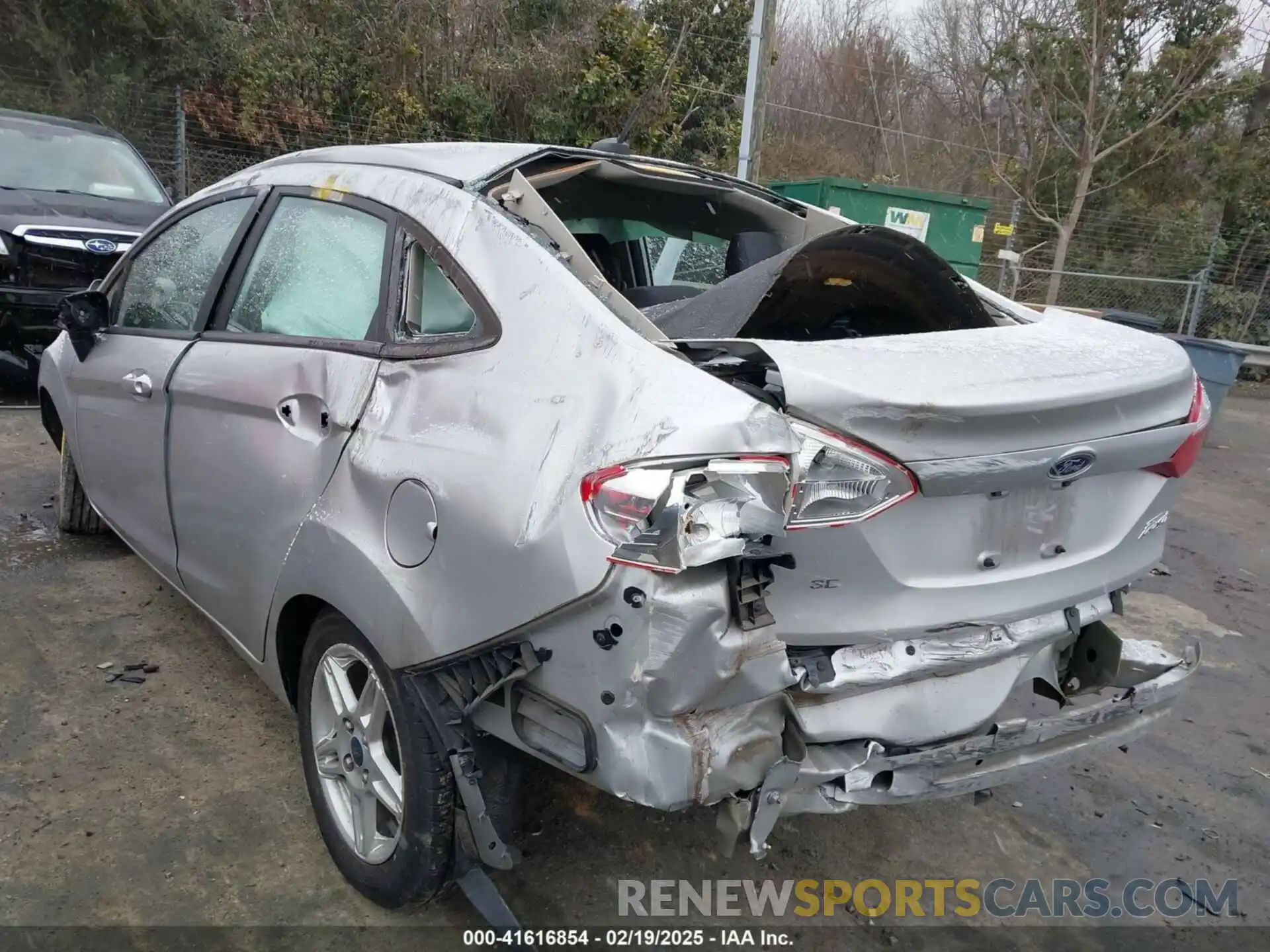 3 Photograph of a damaged car 3FADP4BJ6KM112818 FORD FIESTA 2019