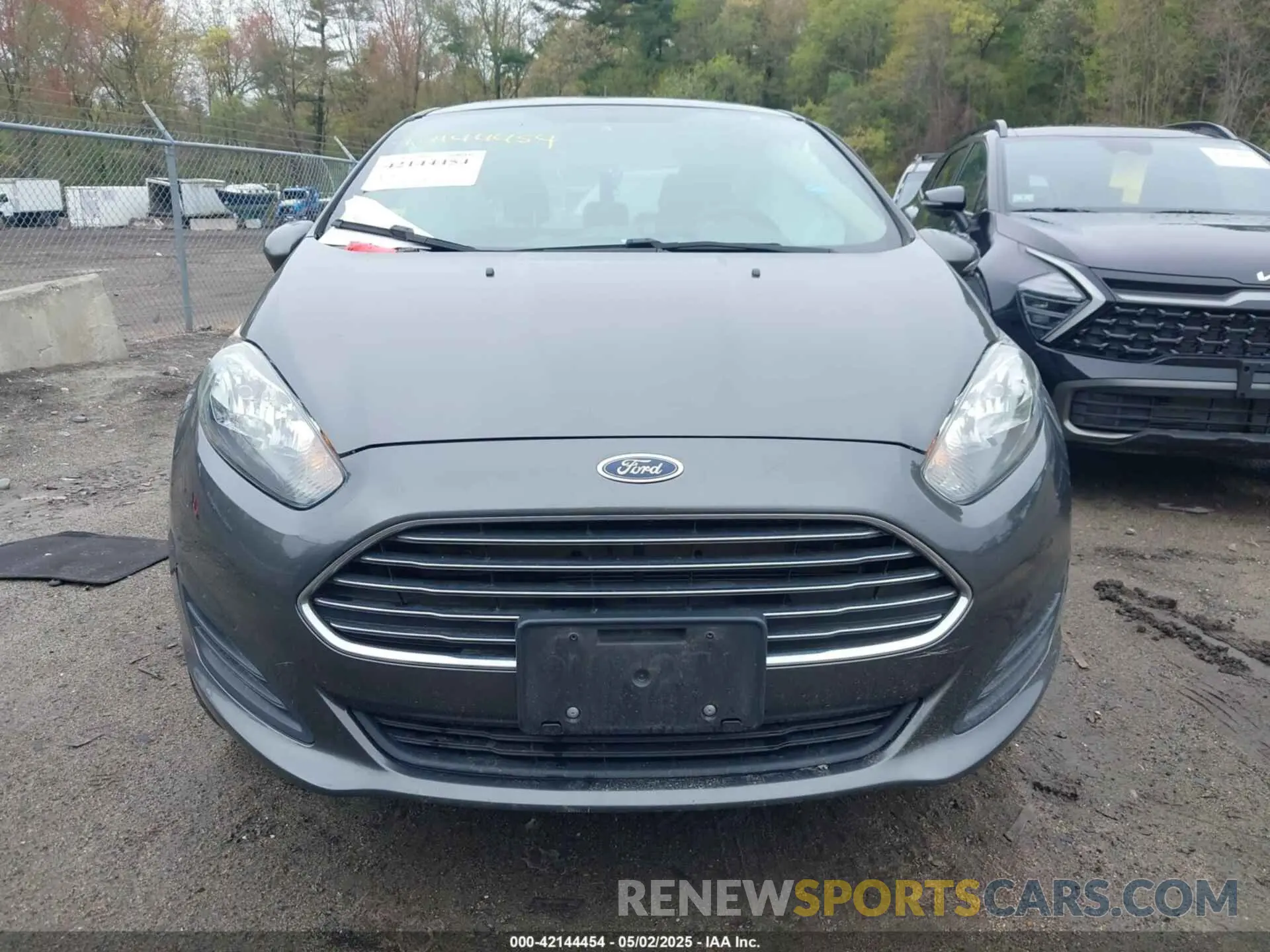 12 Photograph of a damaged car 3FADP4BJ6KM120398 FORD FIESTA 2019