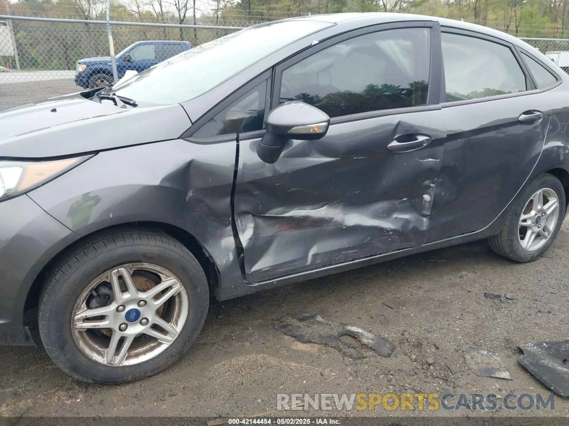 6 Photograph of a damaged car 3FADP4BJ6KM120398 FORD FIESTA 2019