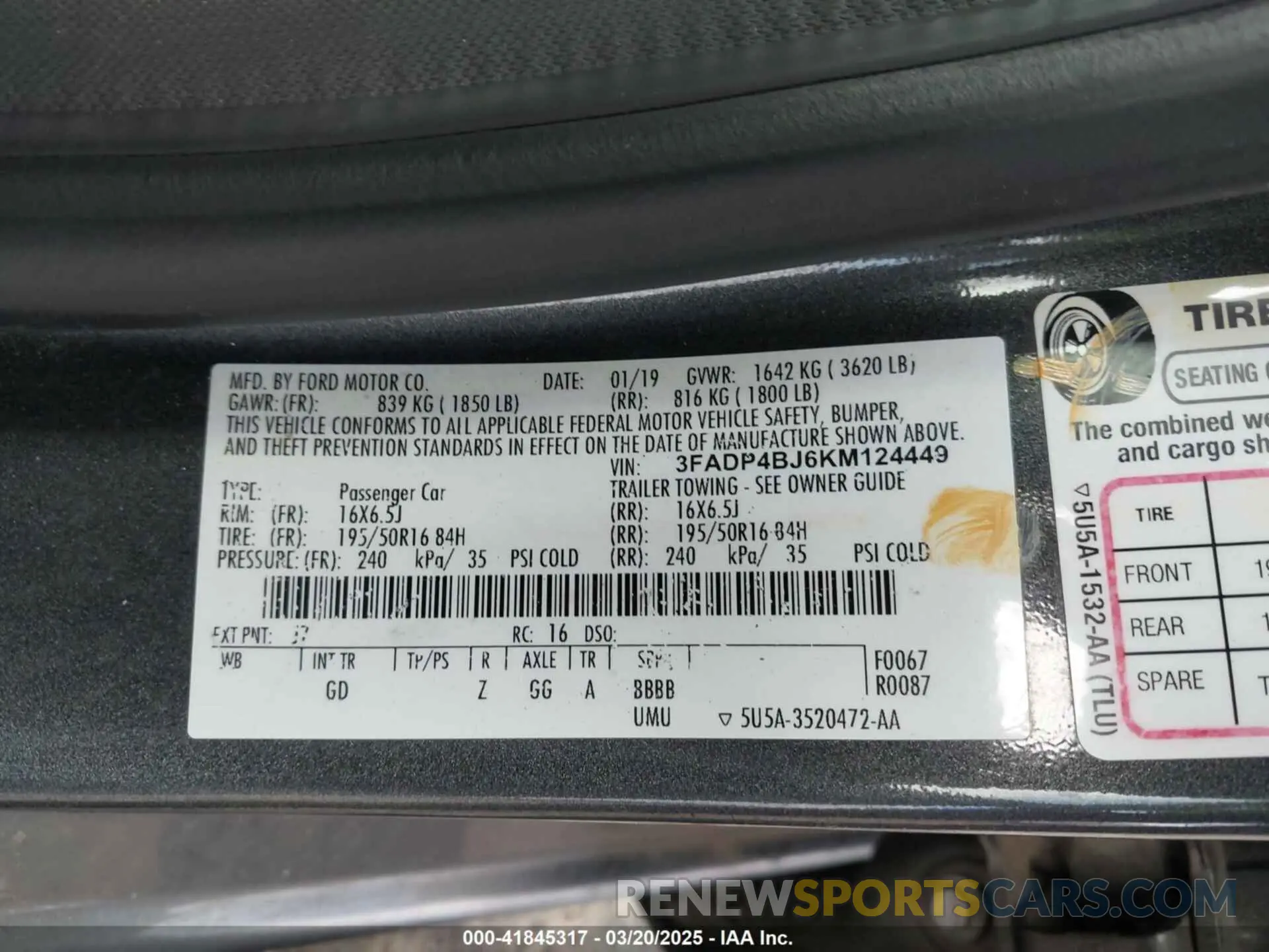 9 Photograph of a damaged car 3FADP4BJ6KM124449 FORD FIESTA 2019
