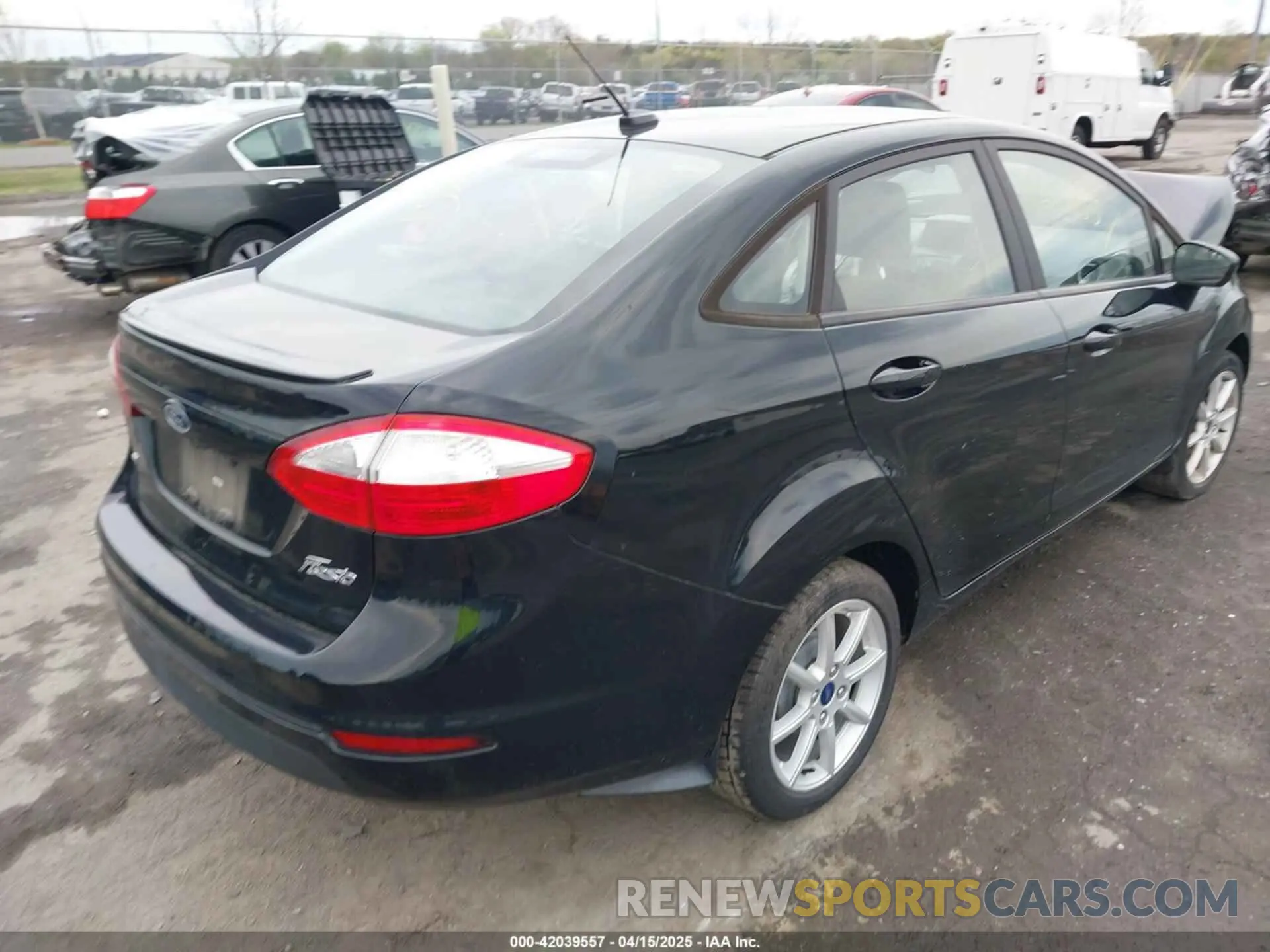 4 Photograph of a damaged car 3FADP4BJ7KM105246 FORD FIESTA 2019
