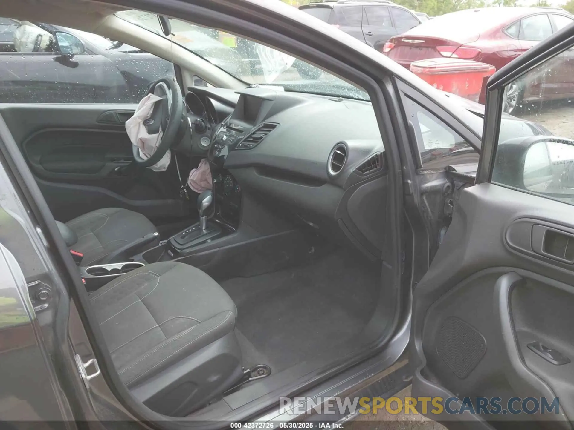 5 Photograph of a damaged car 3FADP4BJ7KM107143 FORD FIESTA 2019