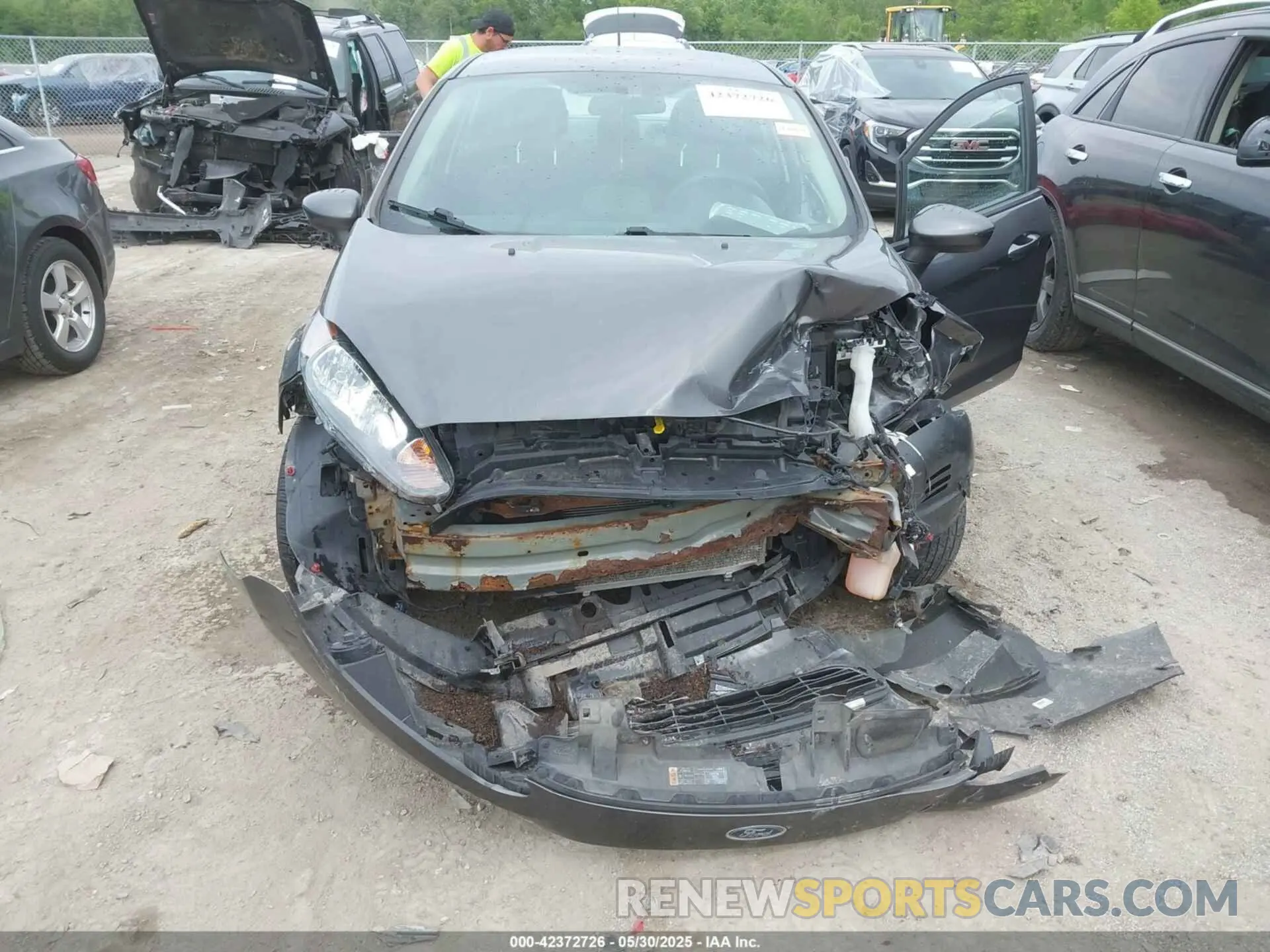 6 Photograph of a damaged car 3FADP4BJ7KM107143 FORD FIESTA 2019