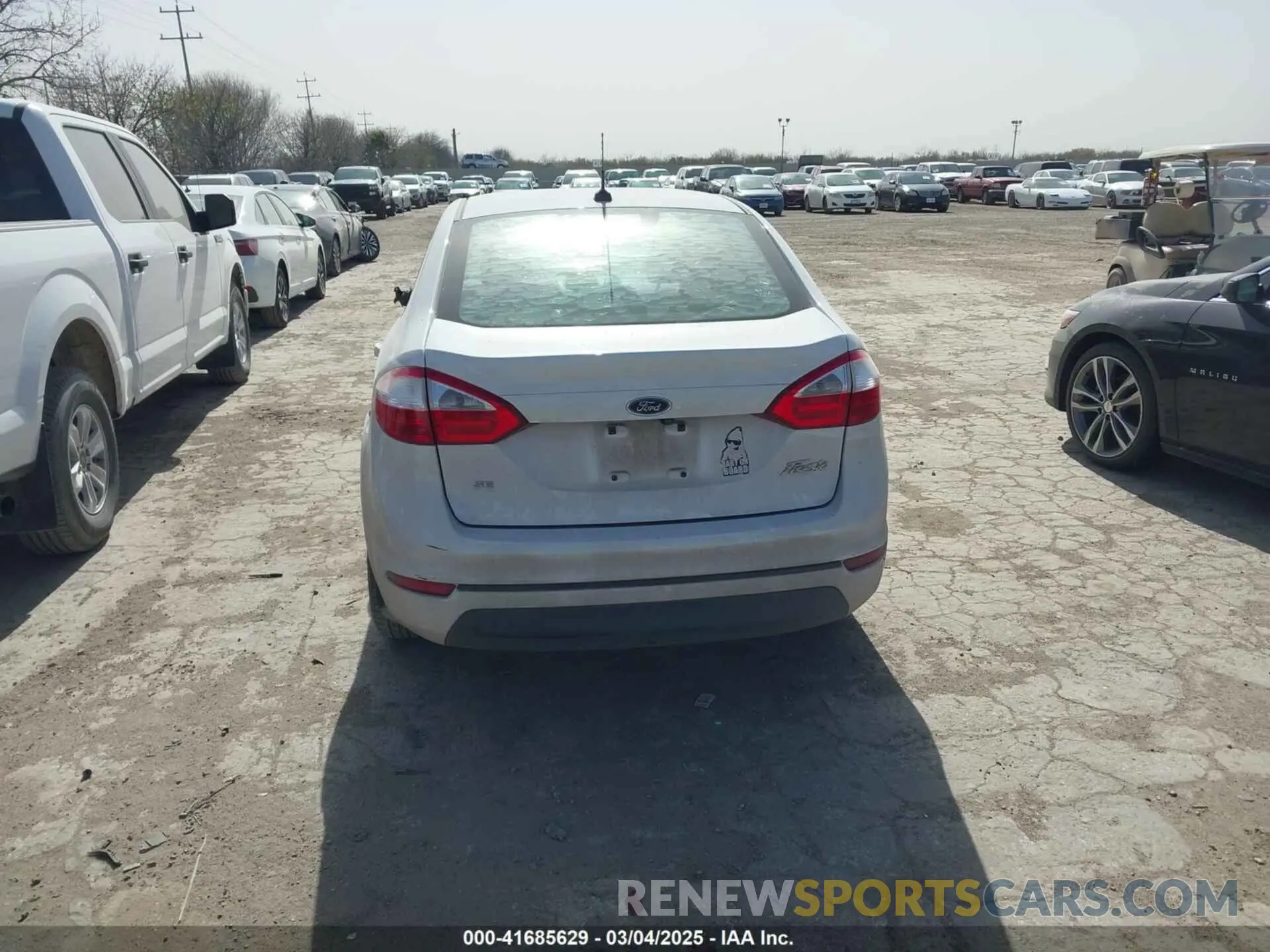 16 Photograph of a damaged car 3FADP4BJ7KM135217 FORD FIESTA 2019